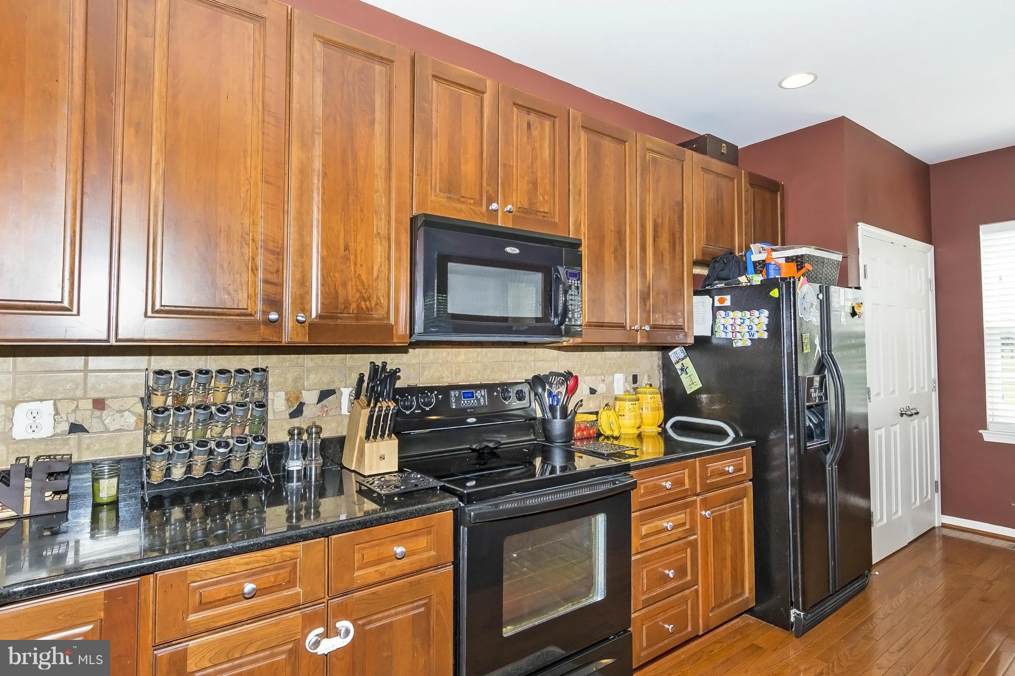 FIELDSTONE FARM - Residential Lease