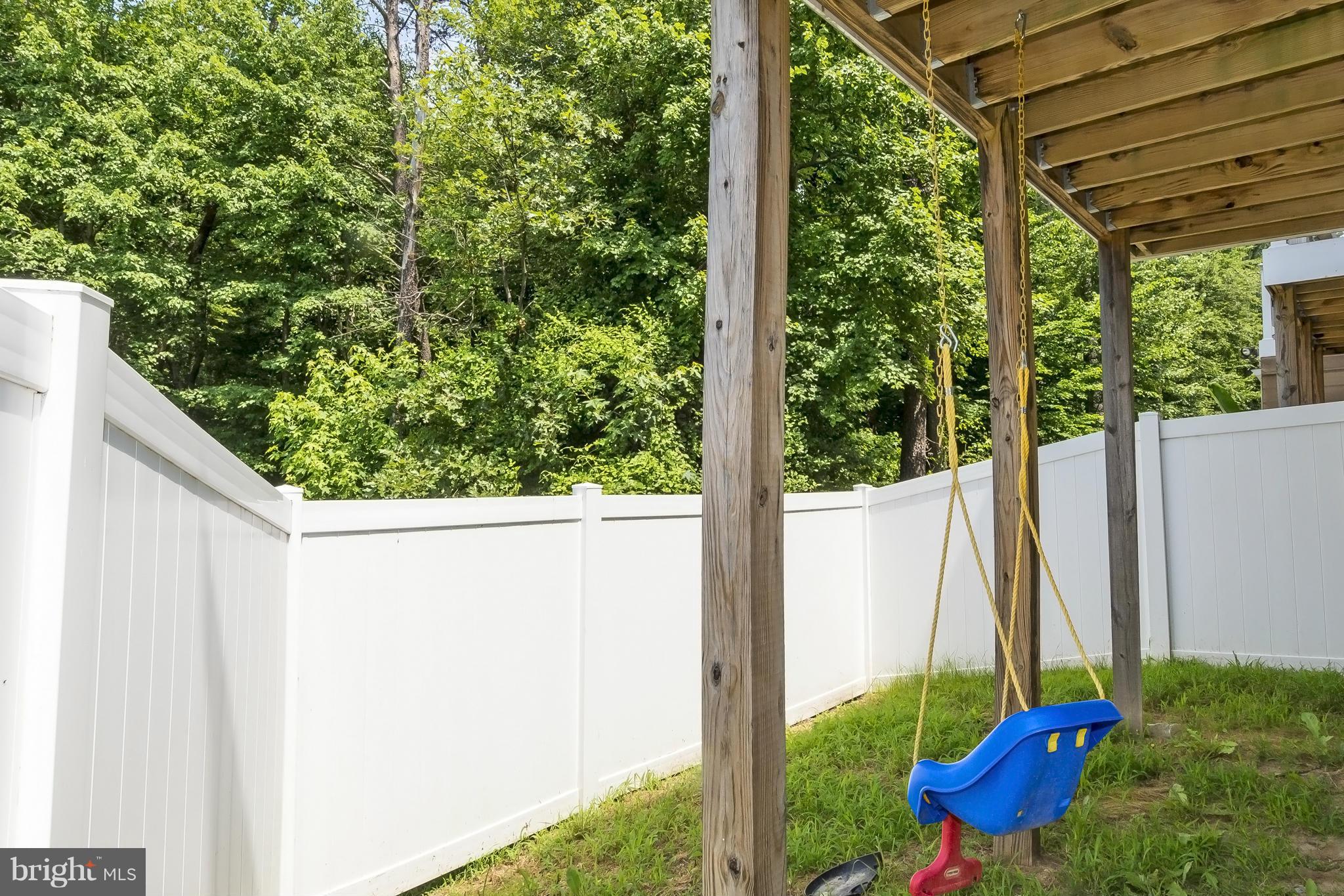 FIELDSTONE FARM - Residential Lease