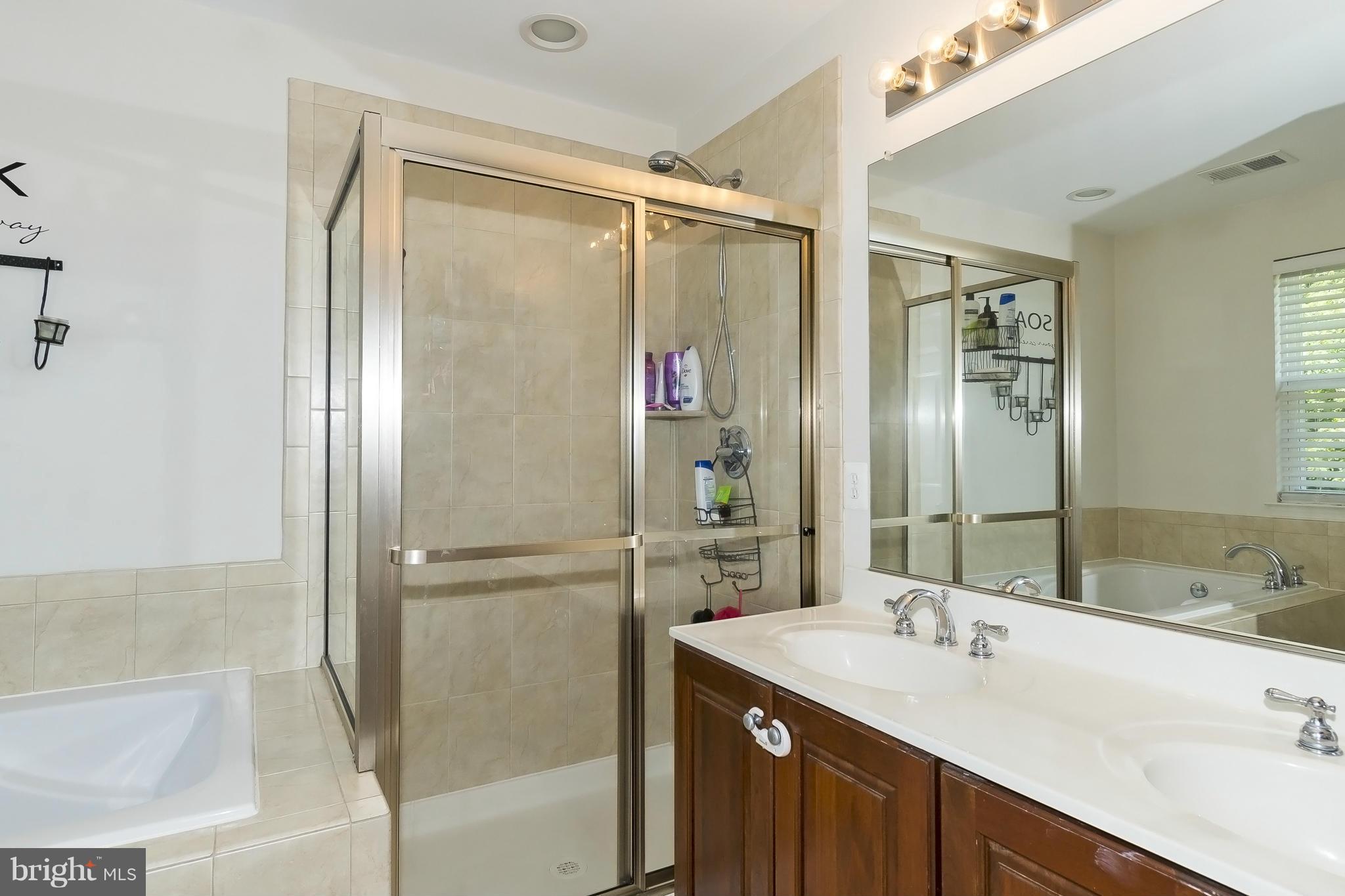 FIELDSTONE FARM - Residential Lease