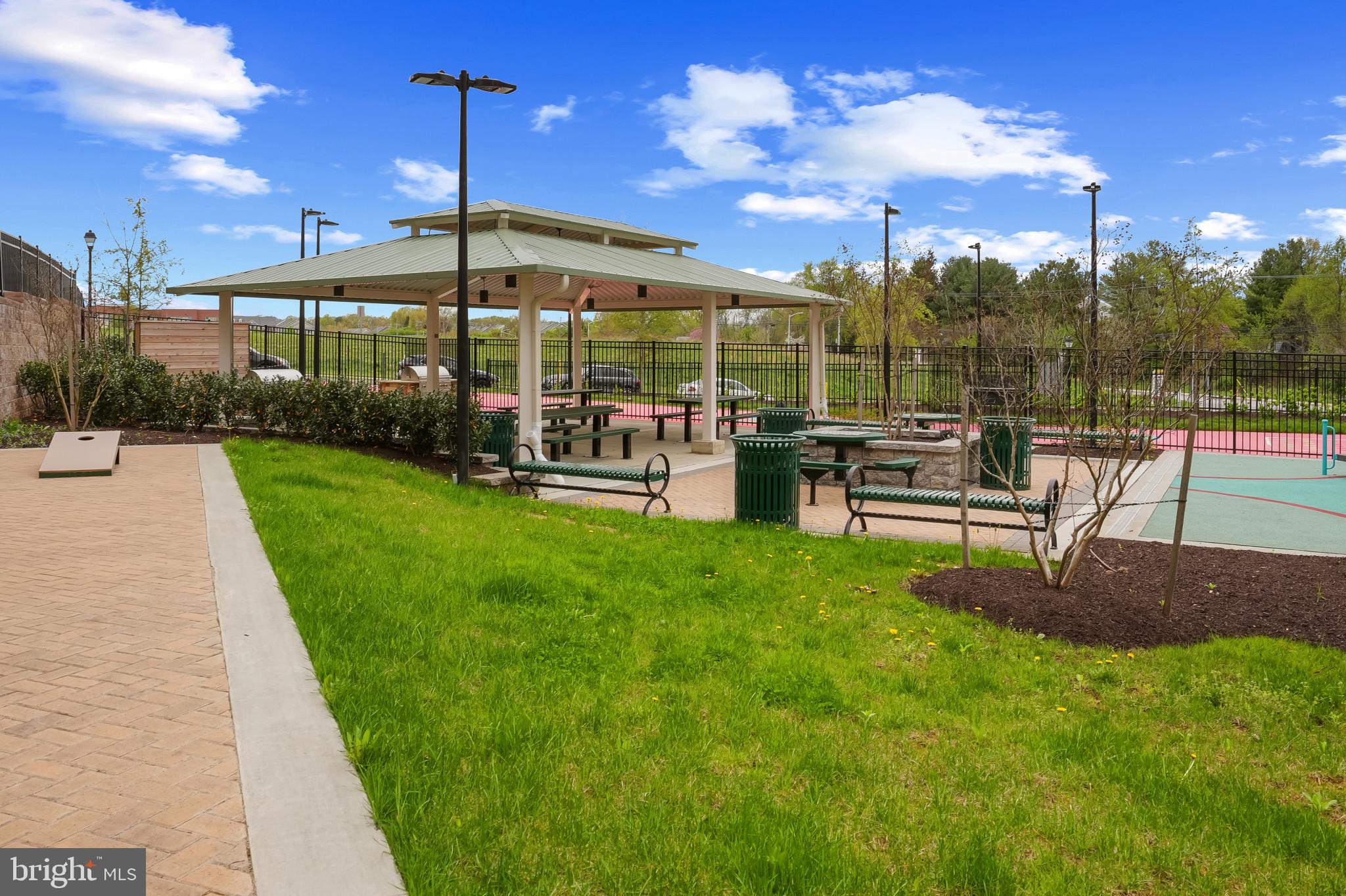 BALLARD GREEN - Residential Lease