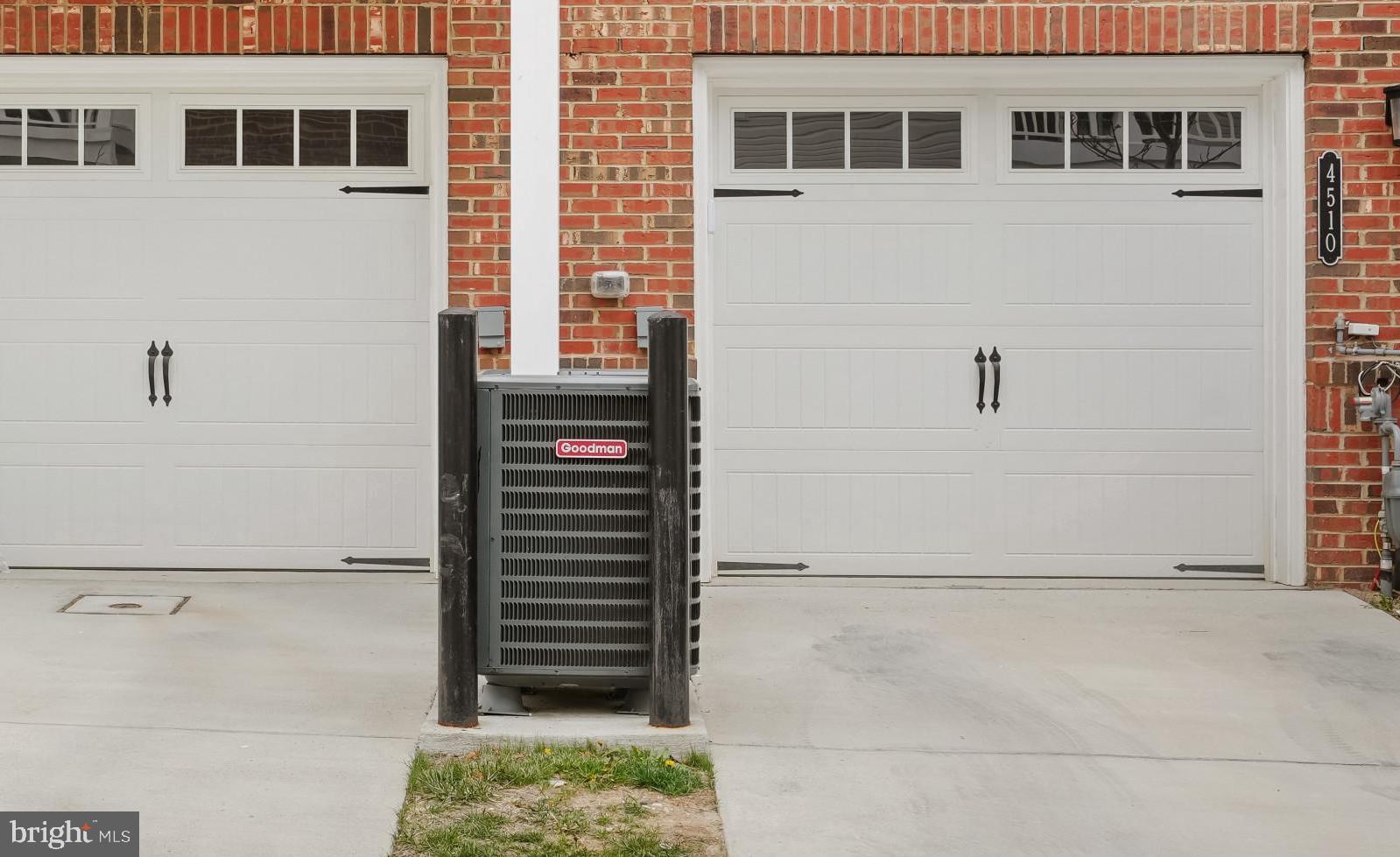 BALLARD GREEN - Residential Lease