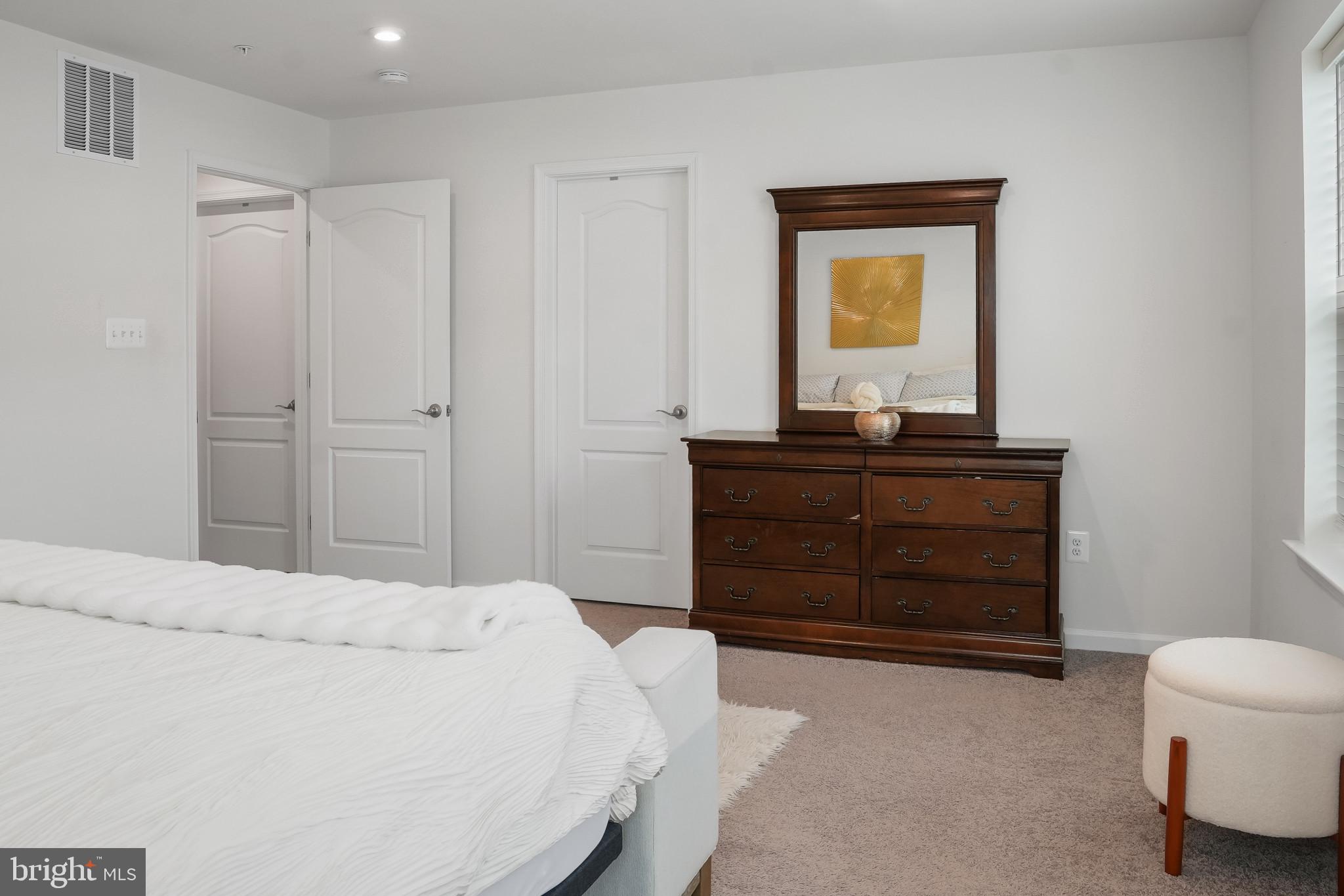 BALLARD GREEN - Residential Lease