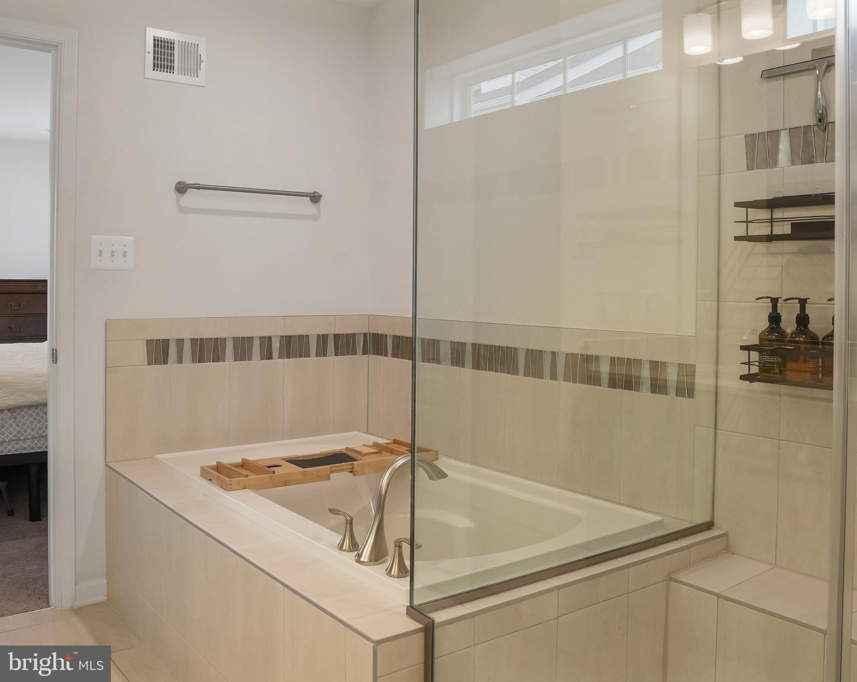 BALLARD GREEN - Residential Lease