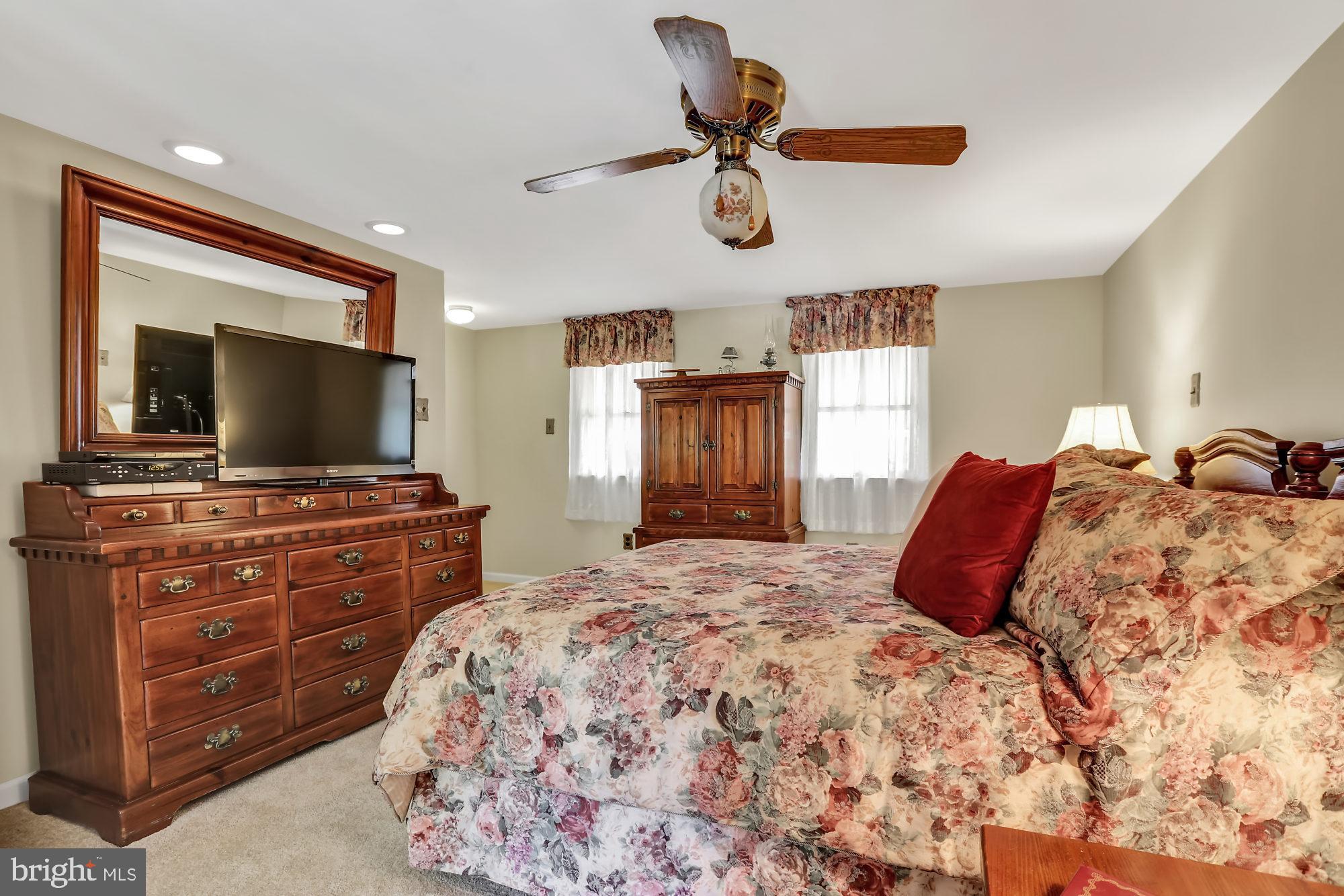 OAKFORD - Residential
