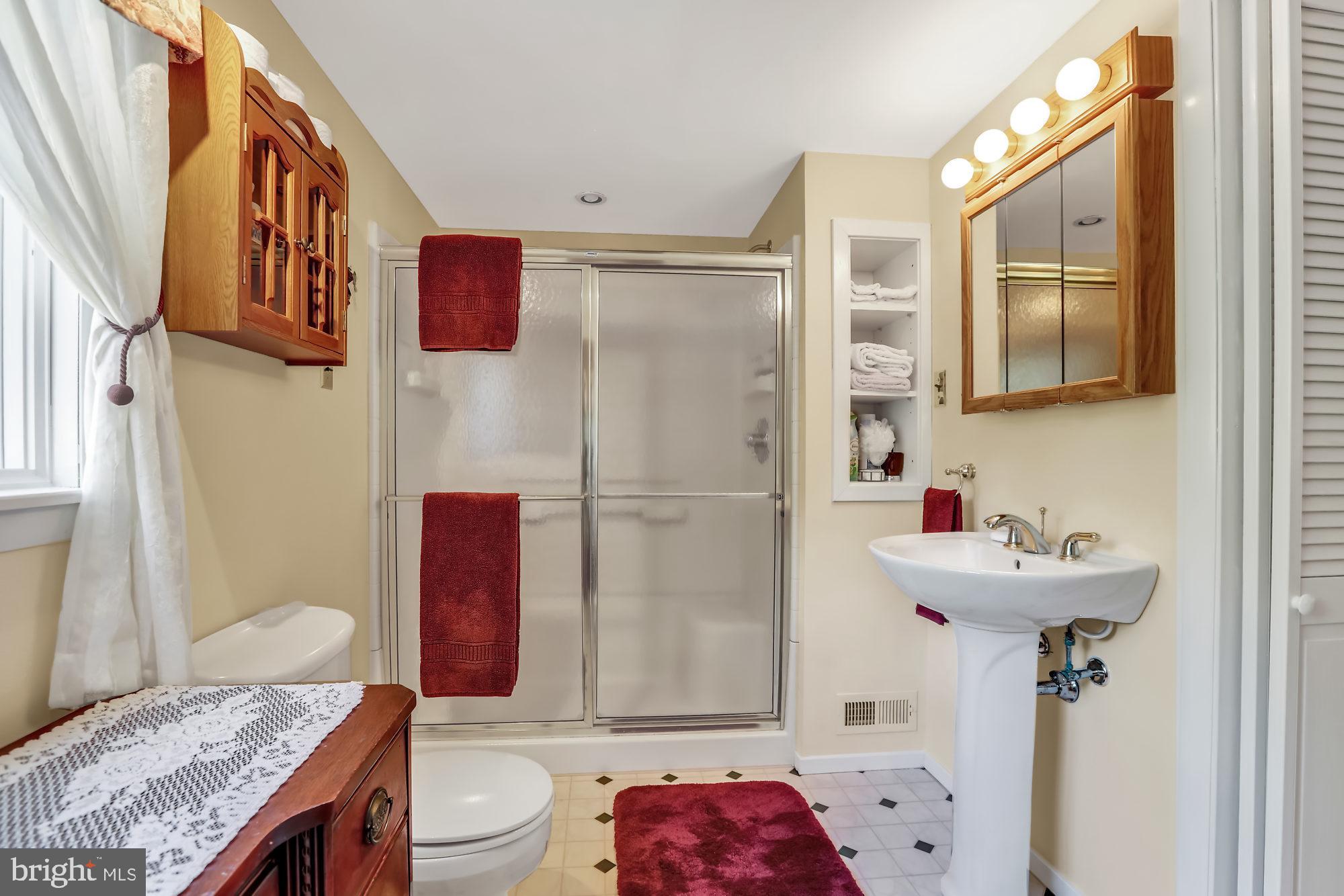 OAKFORD - Residential