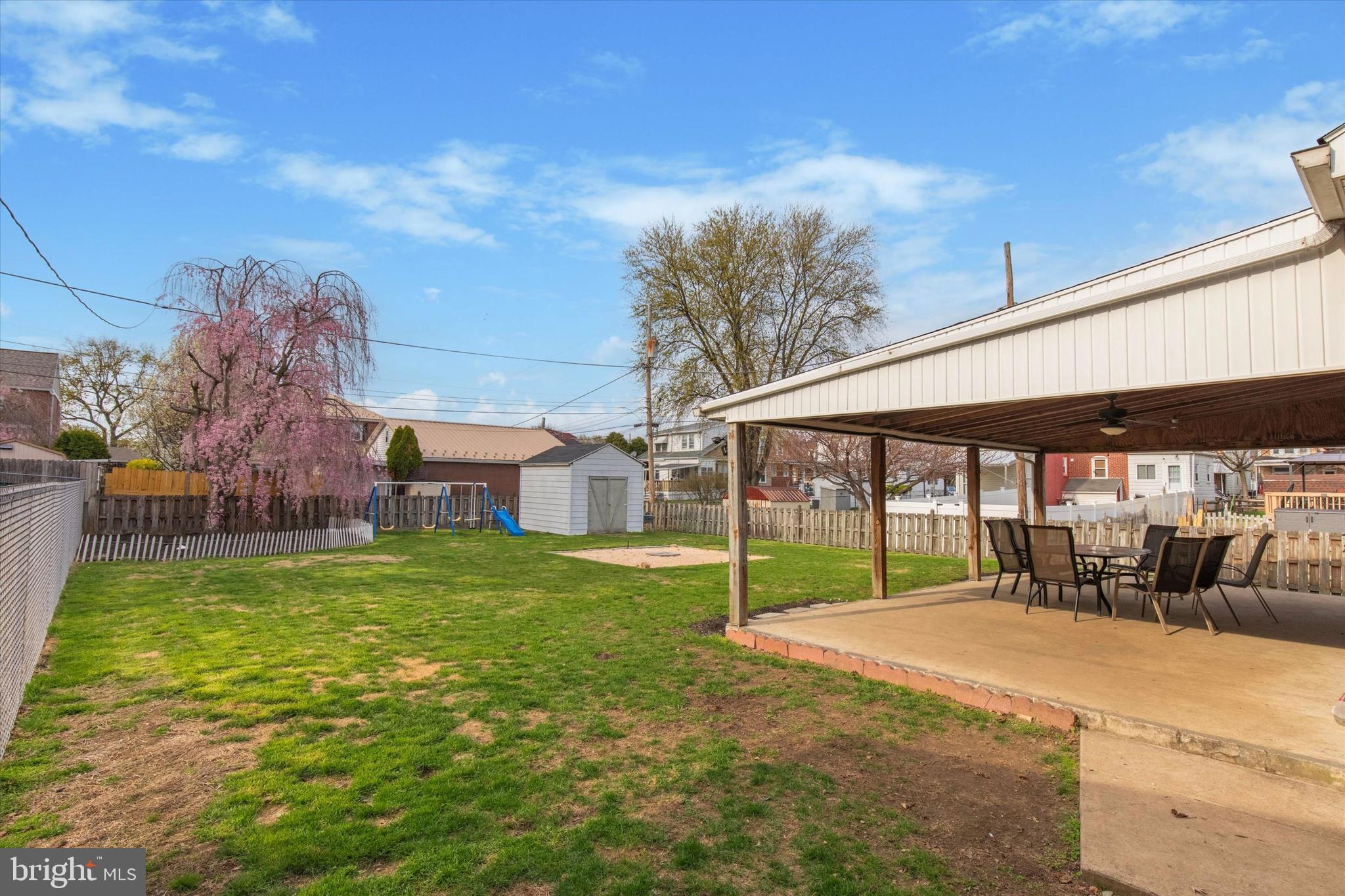 HYDE PARK - Residential