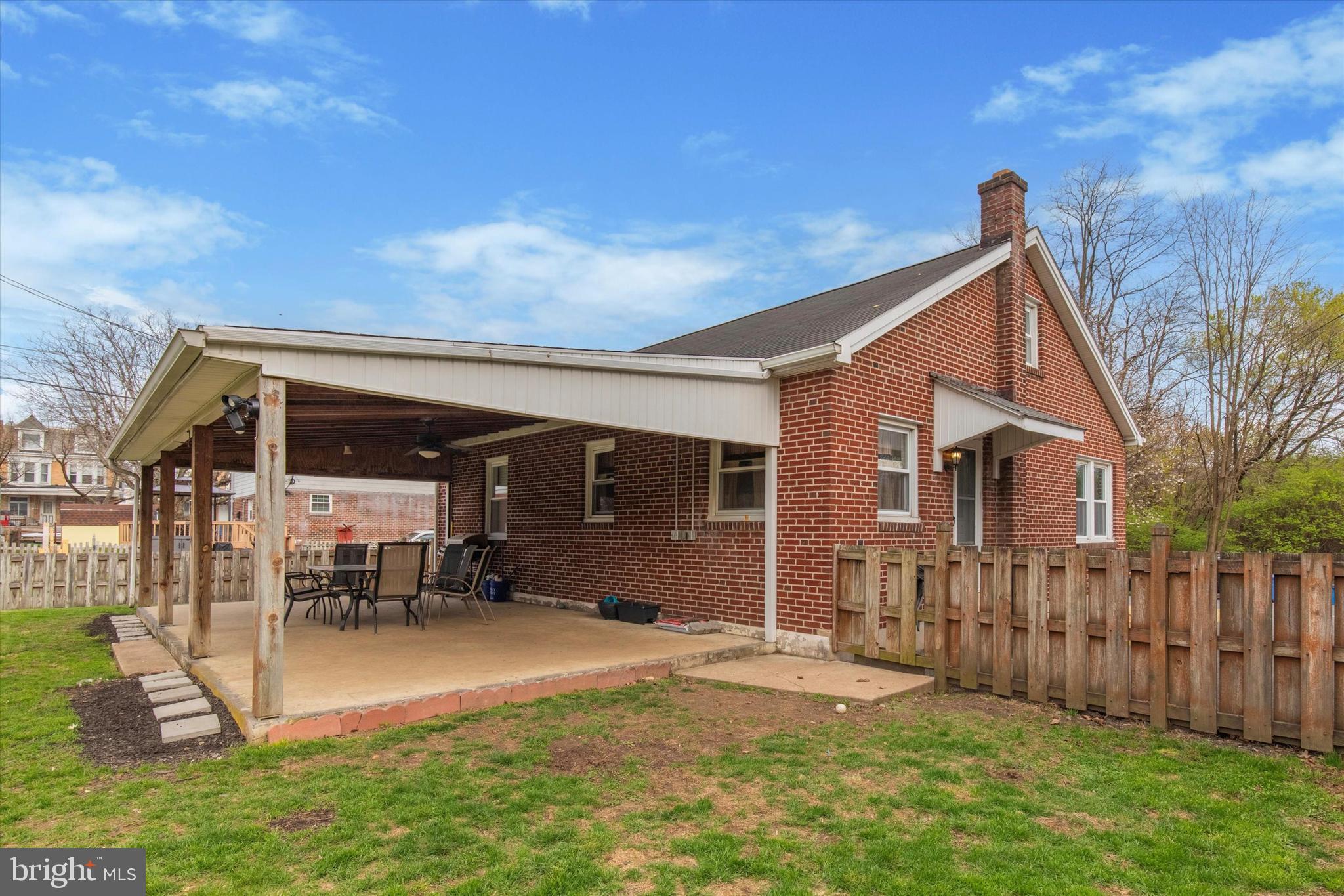 HYDE PARK - Residential