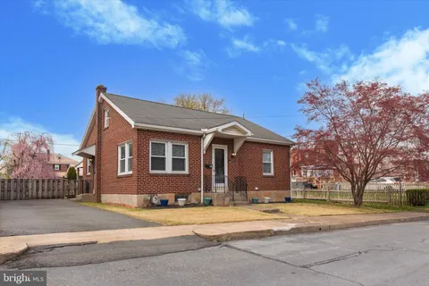 MLS: PABK2055952