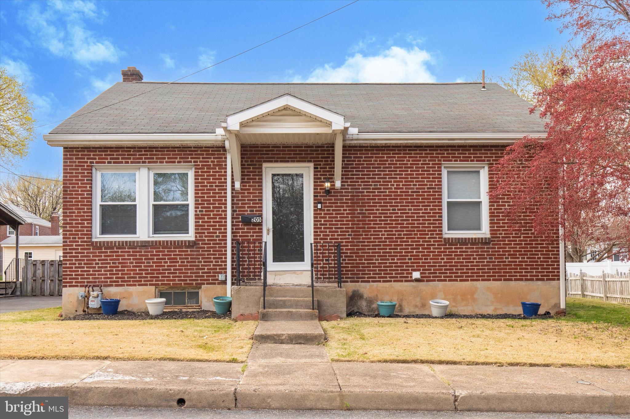 205 BERNHART AVENUE