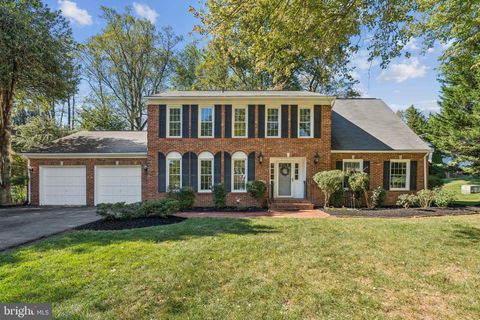 1172 FOXHOUND COURT MCLEAN VA 22102
