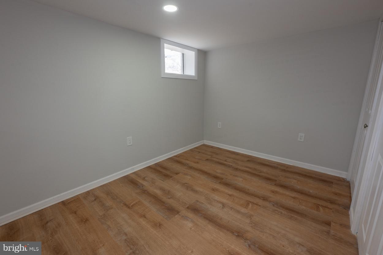 RAMBLEWOOD - Residential