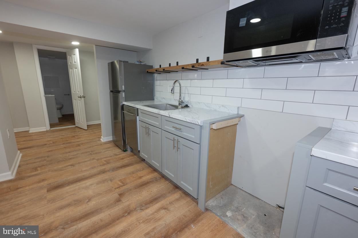 RAMBLEWOOD - Residential