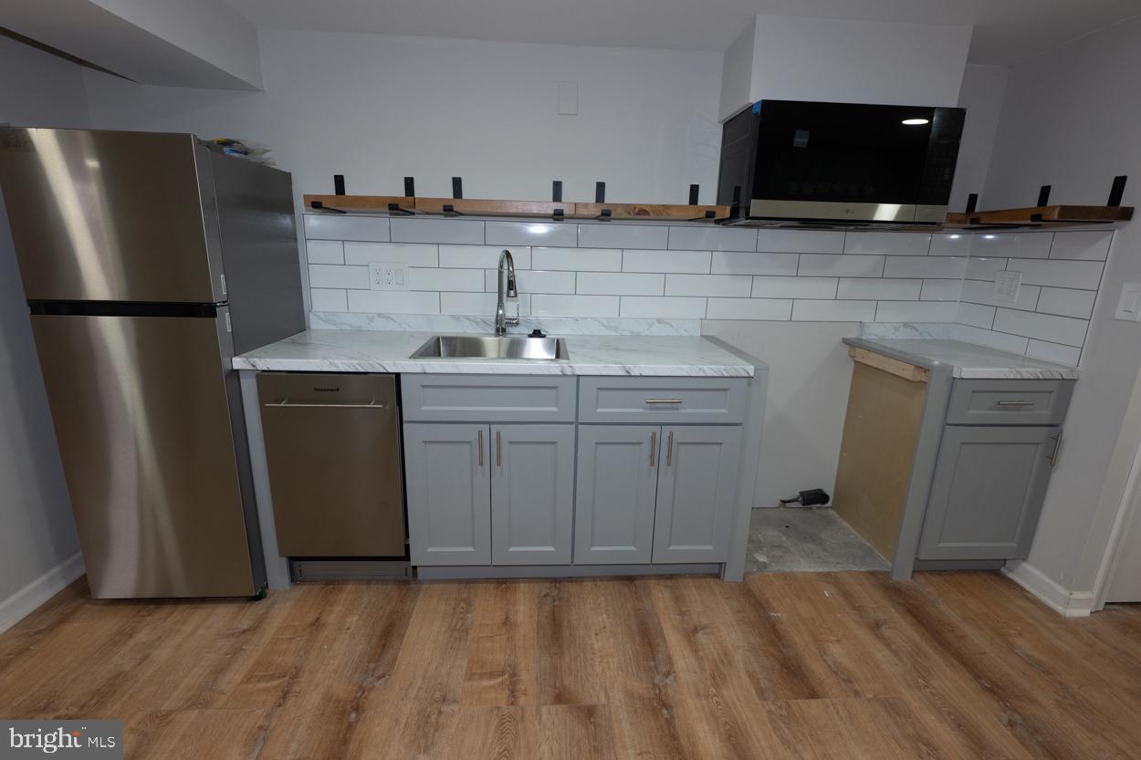 RAMBLEWOOD - Residential