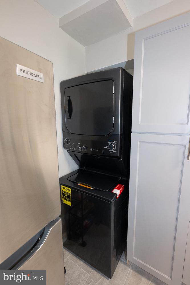 RAMBLEWOOD - Residential