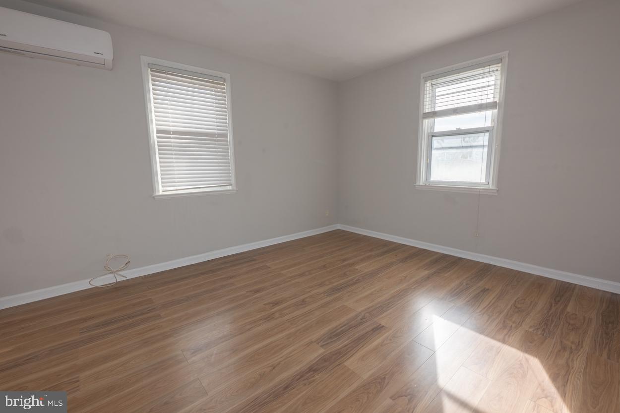 RAMBLEWOOD - Residential