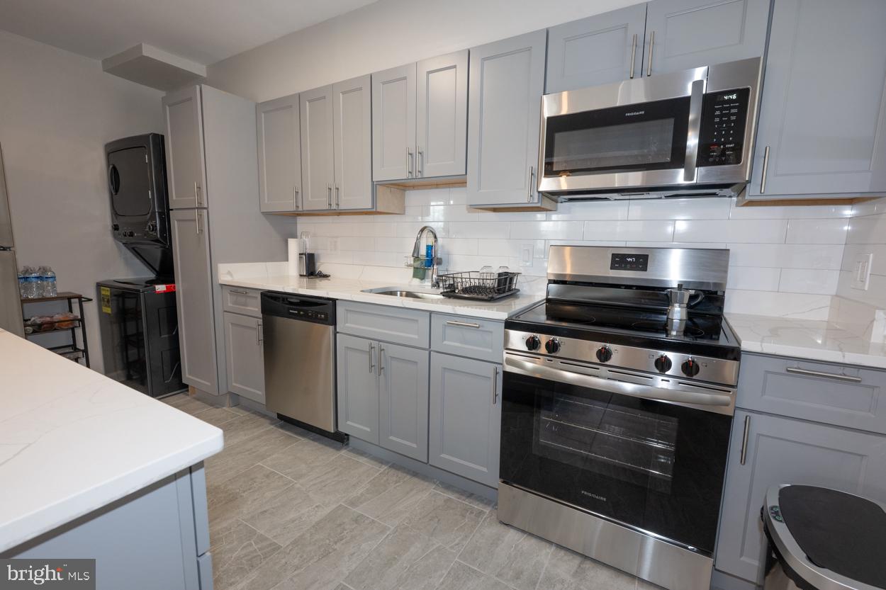 RAMBLEWOOD - Residential