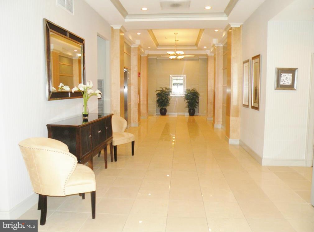 INNER HARBOR - Residential Lease