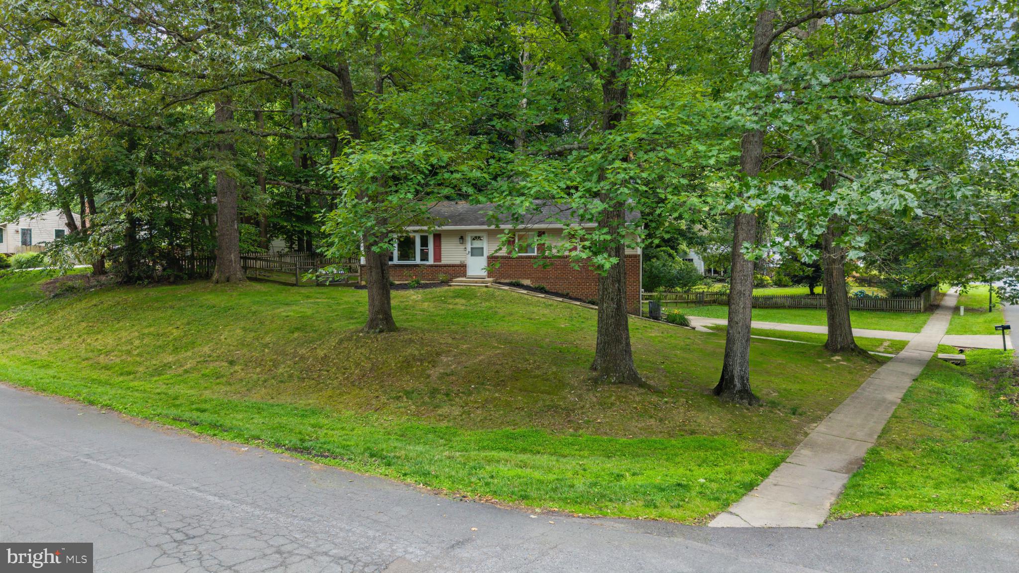 617 WAYWARD DRIVE