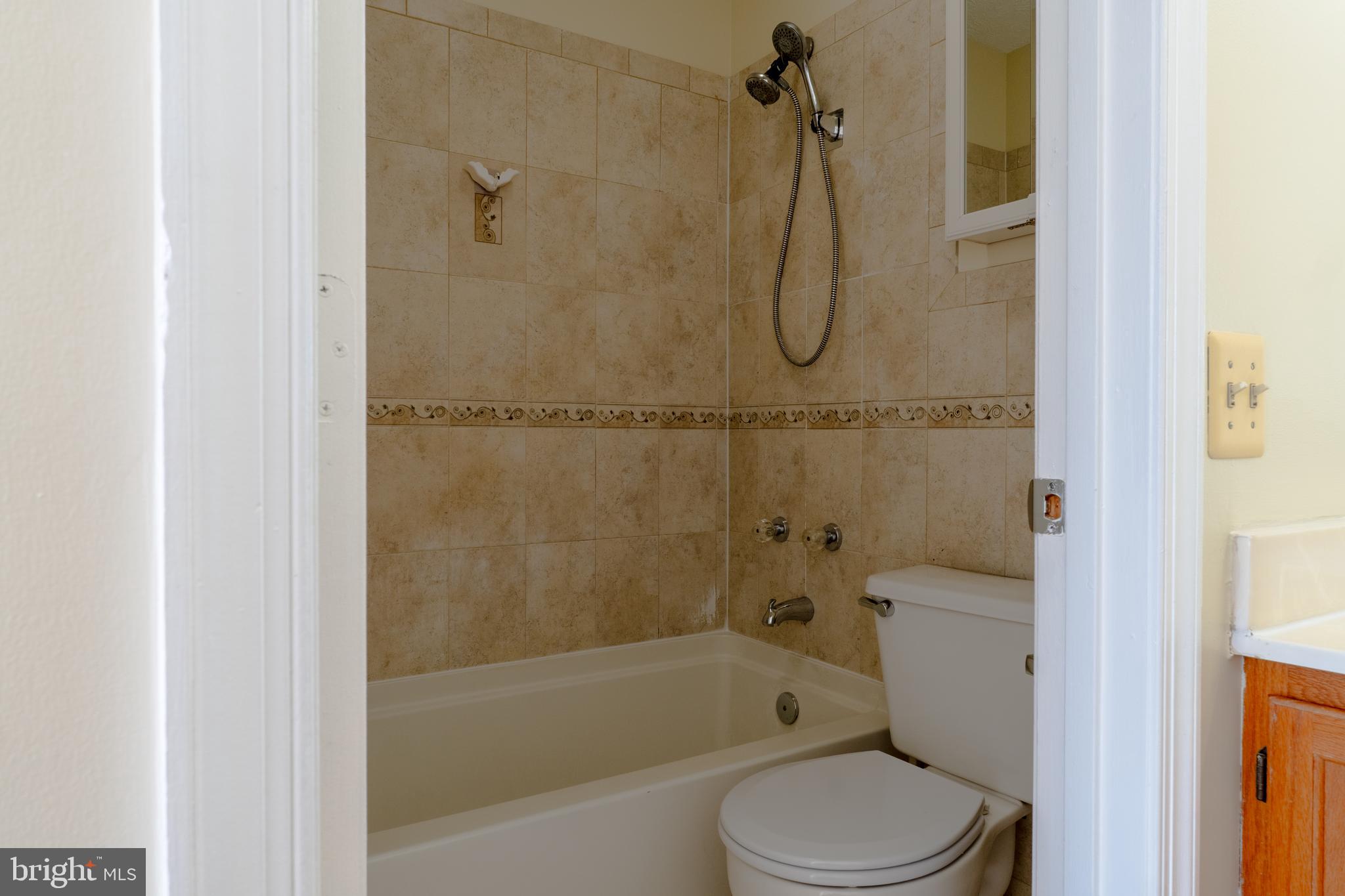 WOODSHIRE VILLAGE - Residential