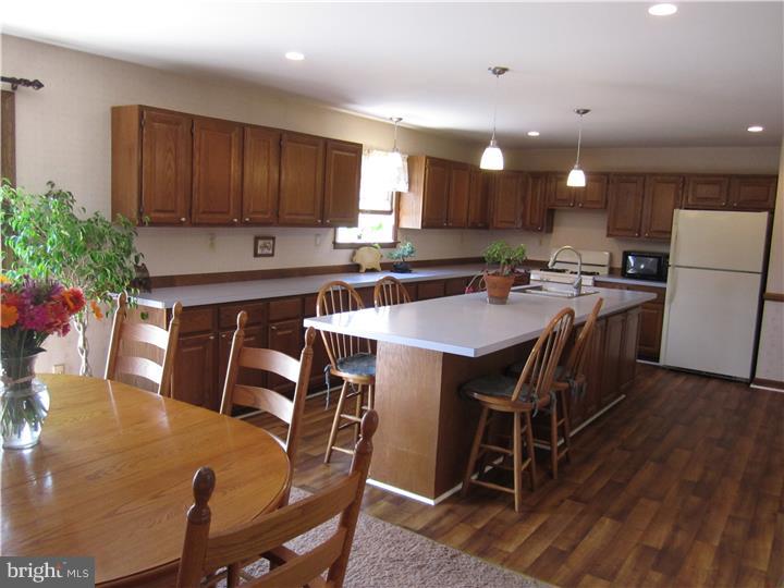 DURHAM VILLAGE - Residential