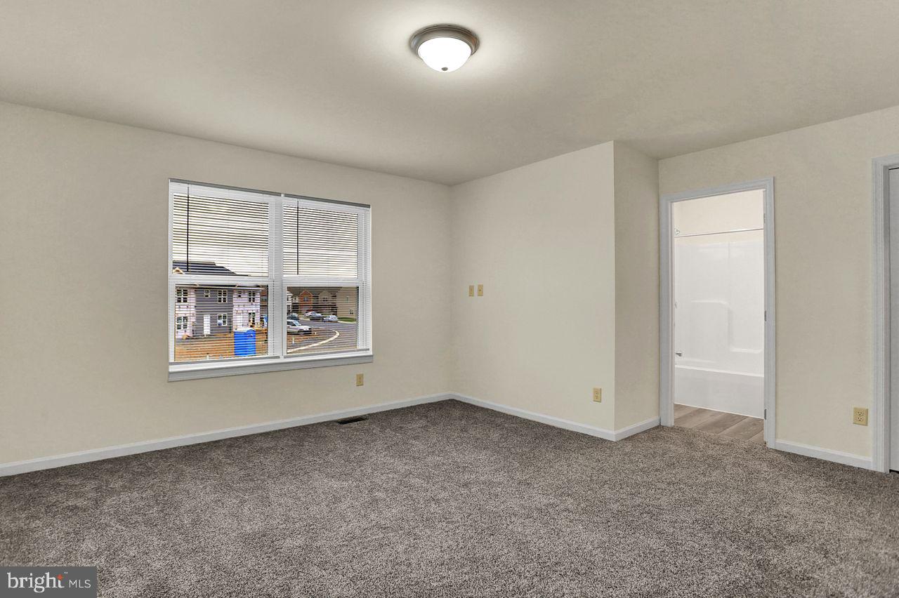 MILL CREEK ACRES - Residential