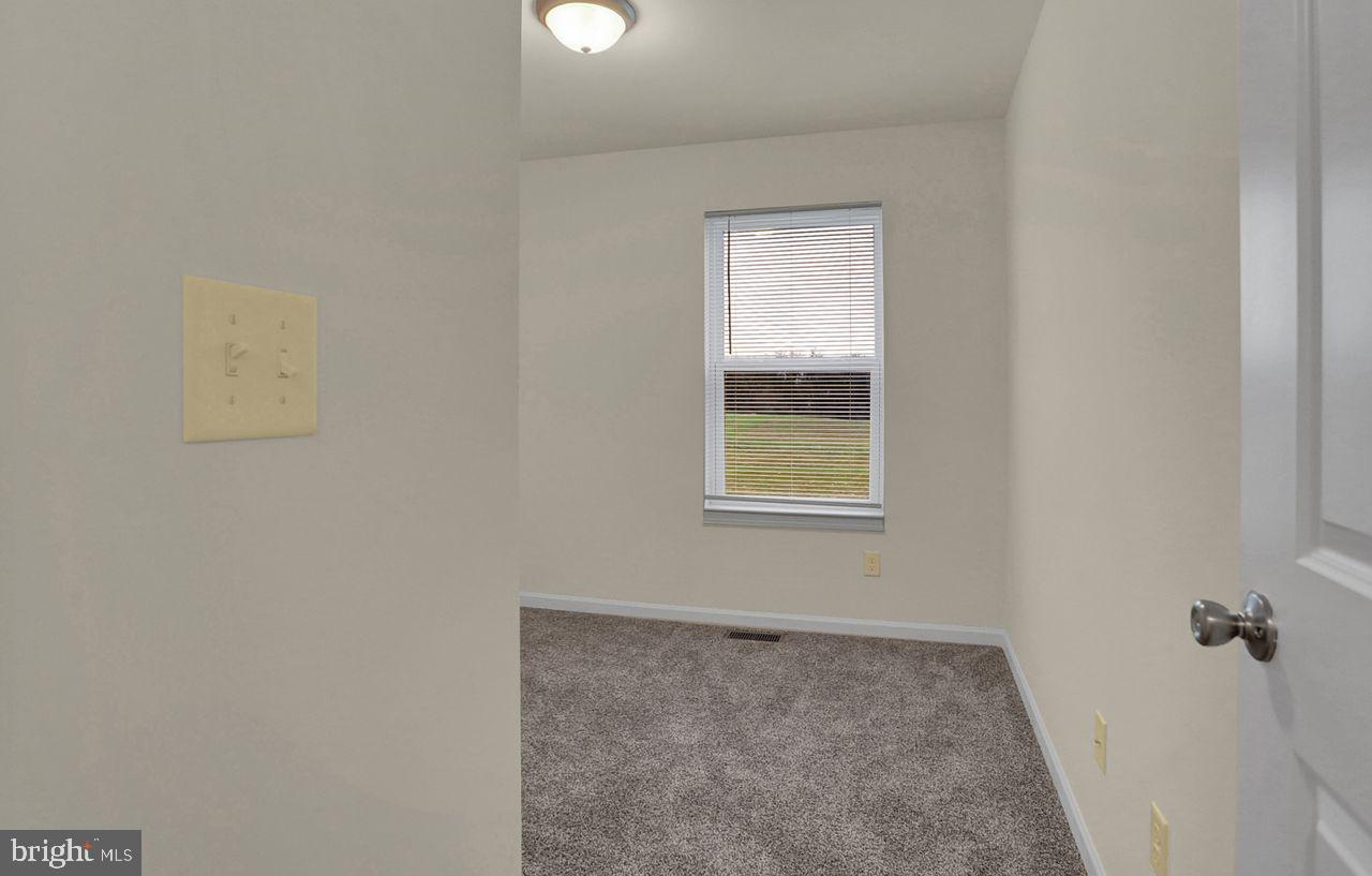 MILL CREEK ACRES - Residential