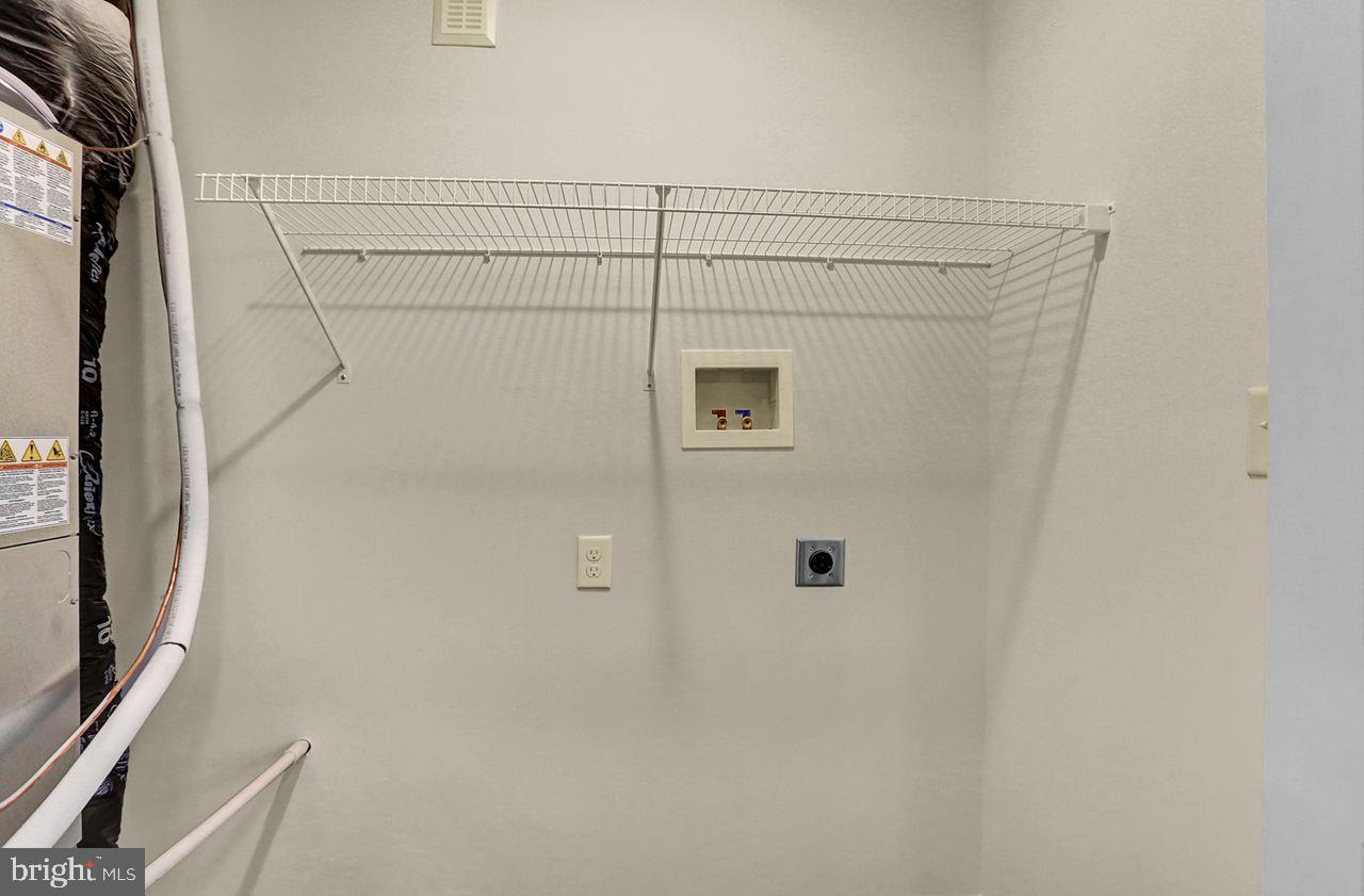 MILL CREEK ACRES - Residential