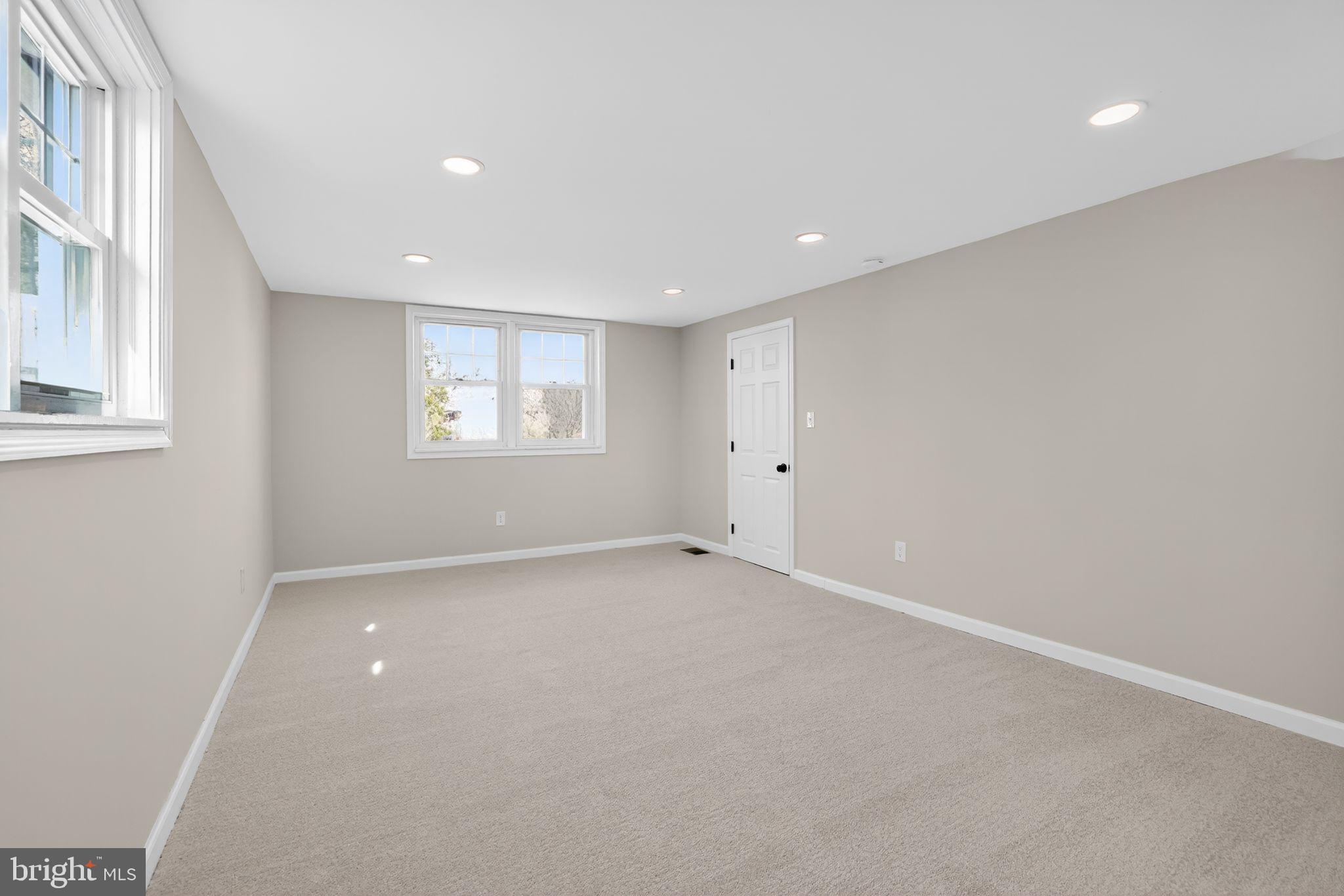 EAGLE VIEW - Residential