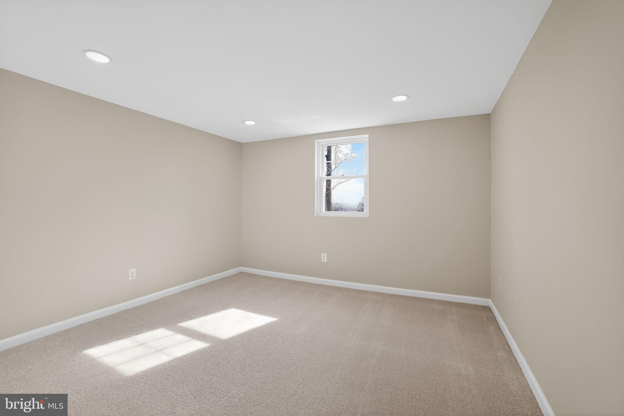 EAGLE VIEW - Residential