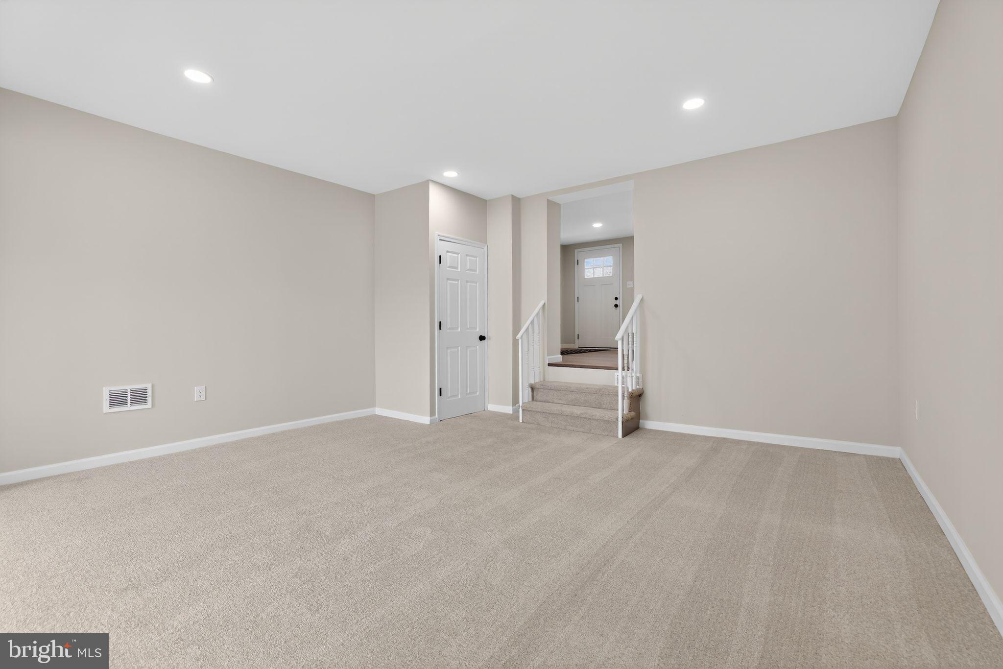 EAGLE VIEW - Residential