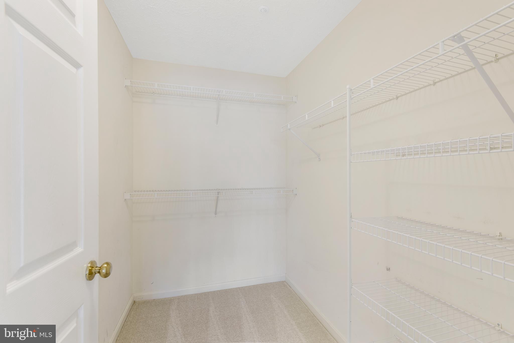 WINDGATE CONDO - Residential