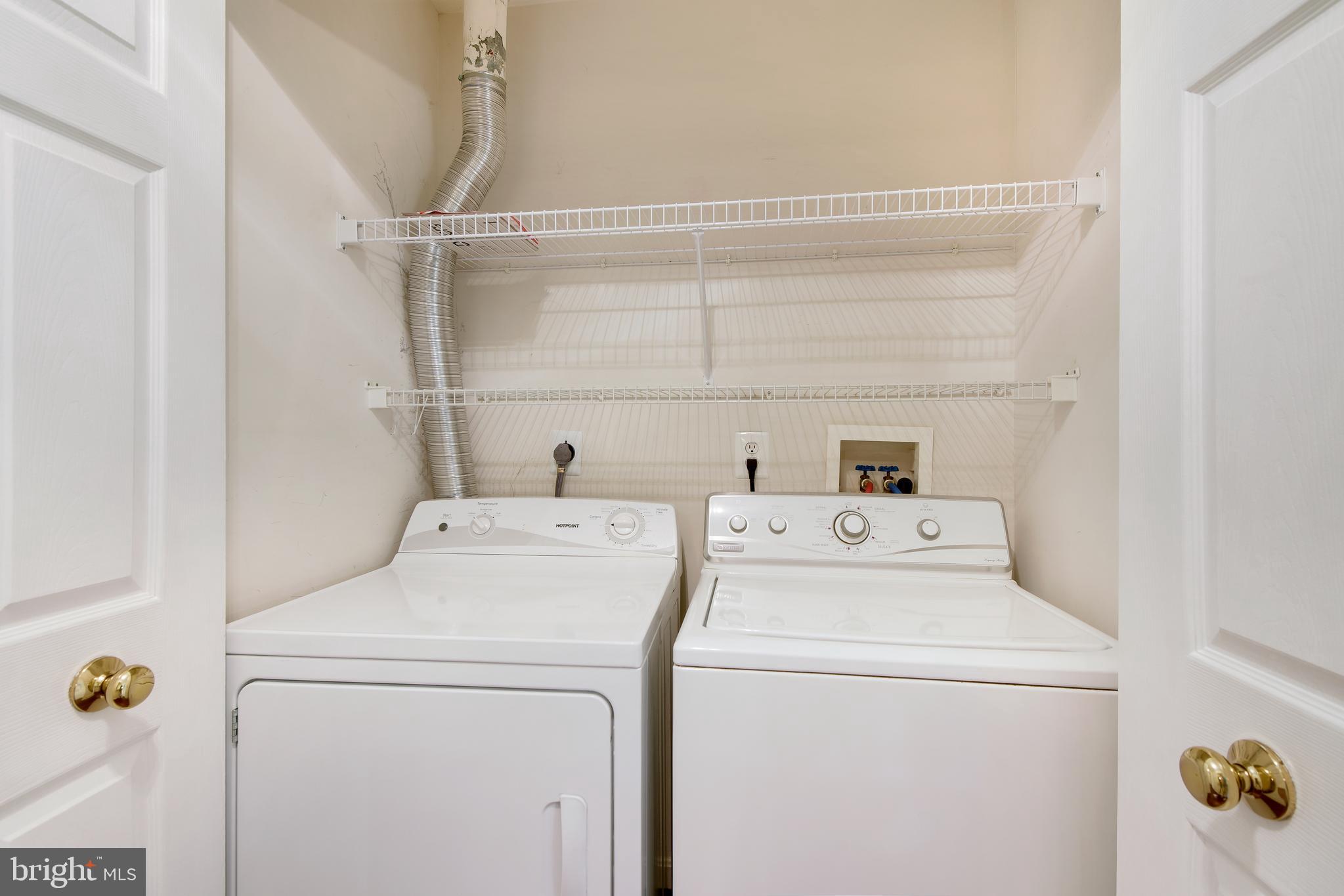 WINDGATE CONDO - Residential