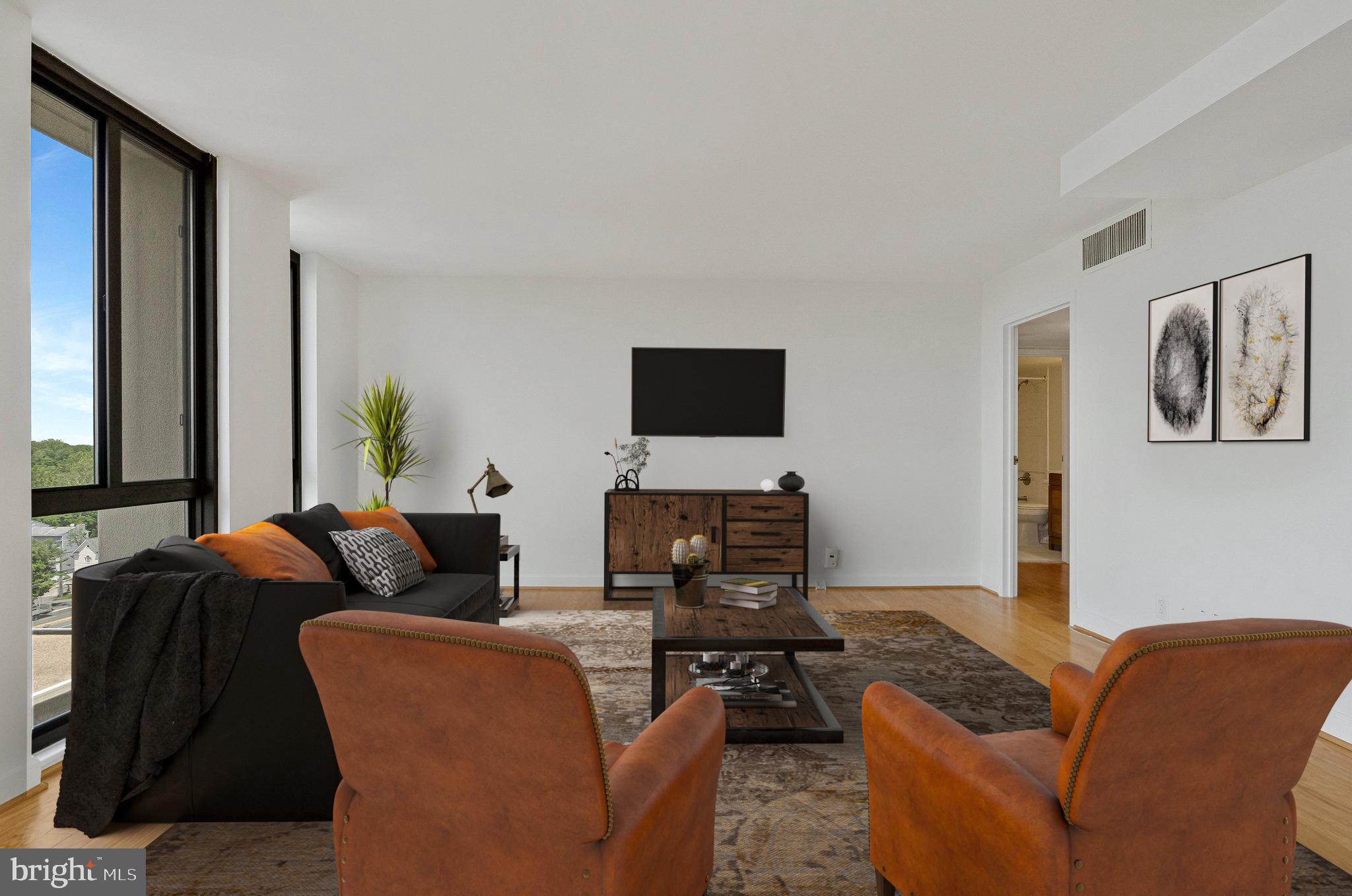 MCLEAN HOUSE NORTH - Residential