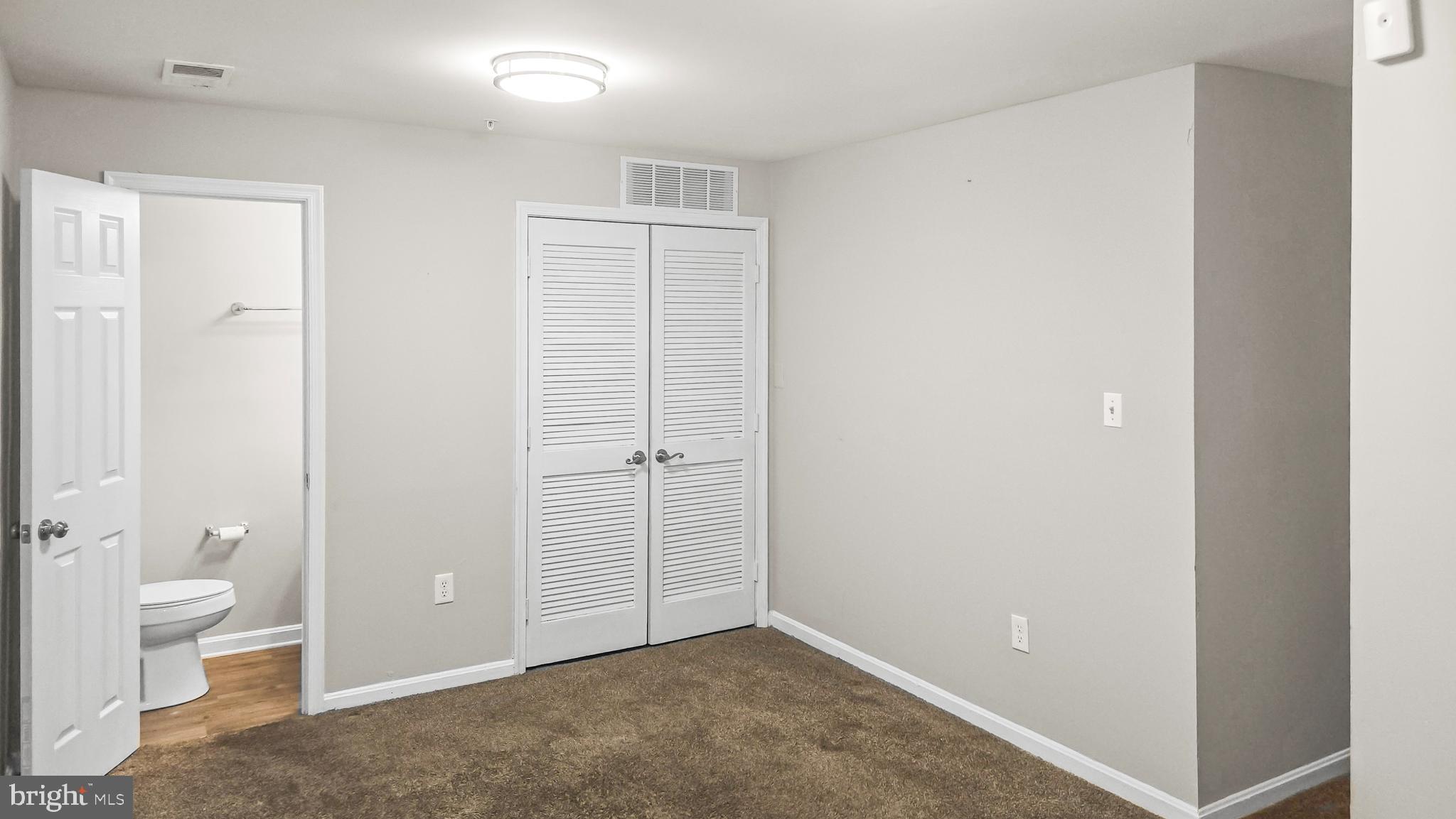 841 ALABASTER COURT