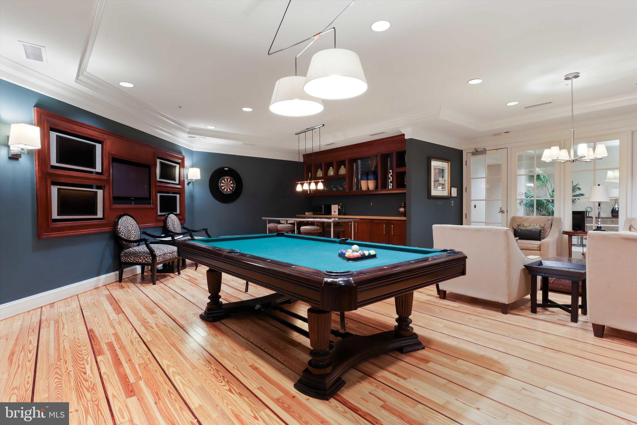 HALSTEAD AT THE METRO - Residential