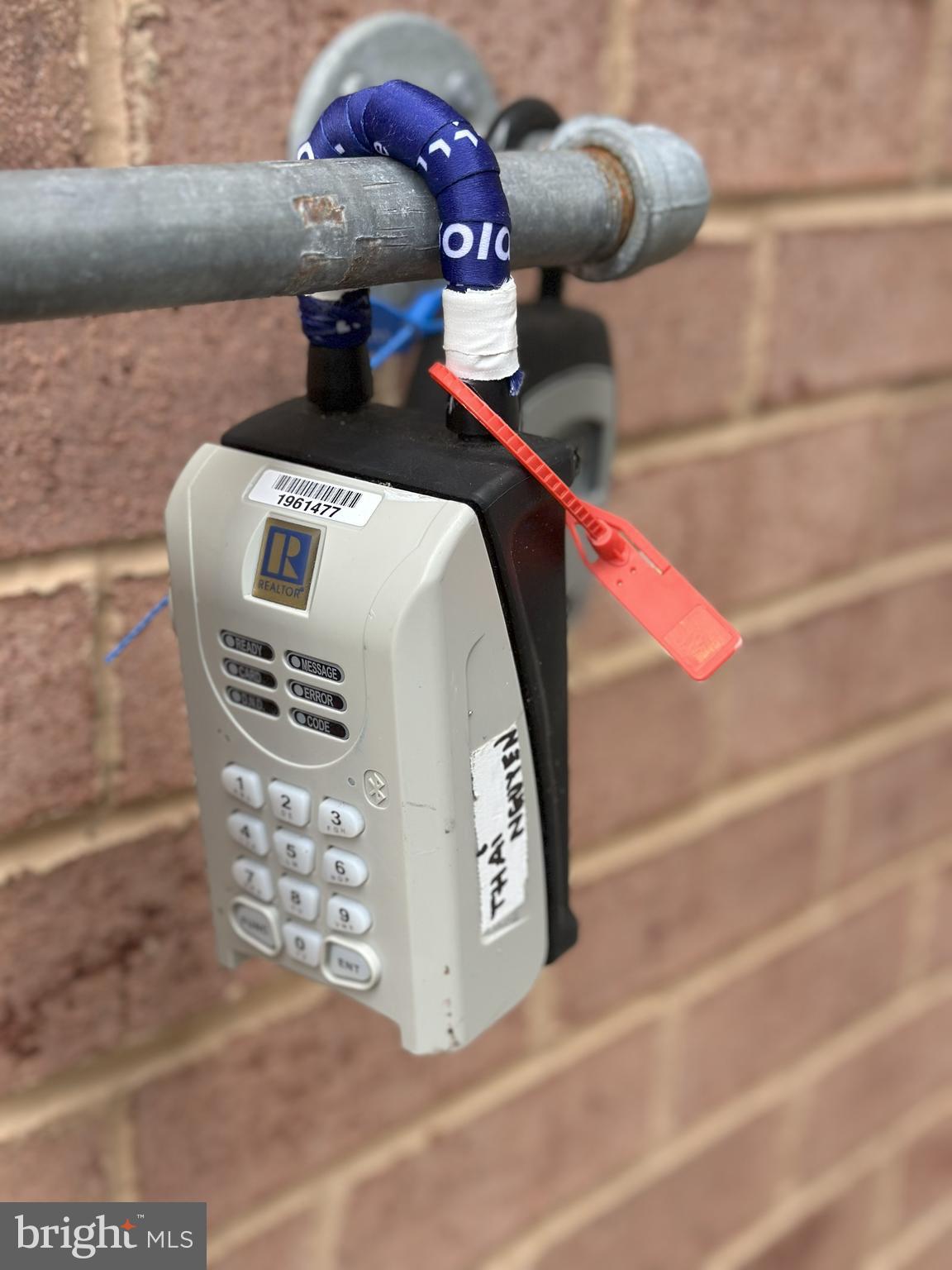 HALSTEAD AT THE METRO - Residential