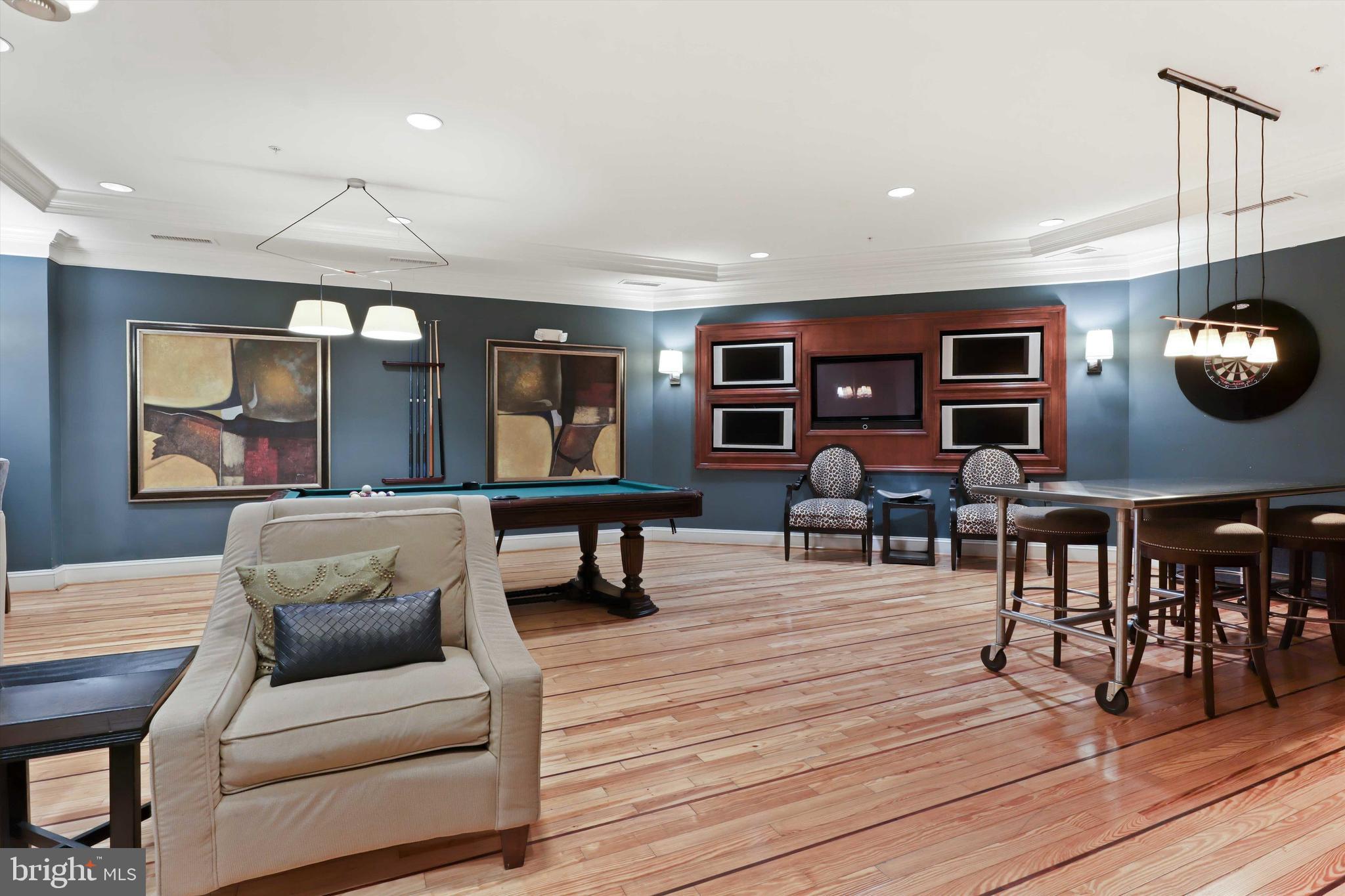 HALSTEAD AT THE METRO - Residential