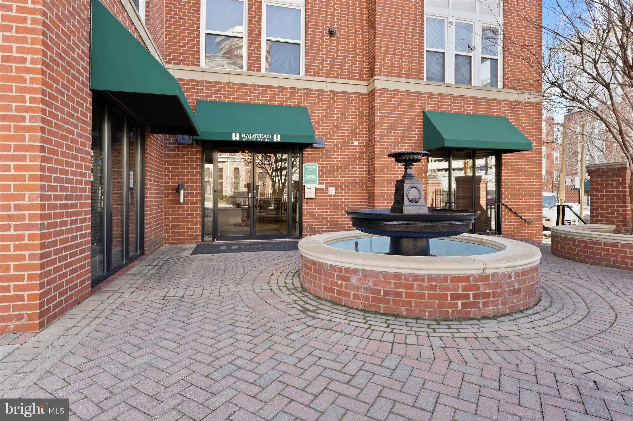 HALSTEAD AT THE METRO - Residential