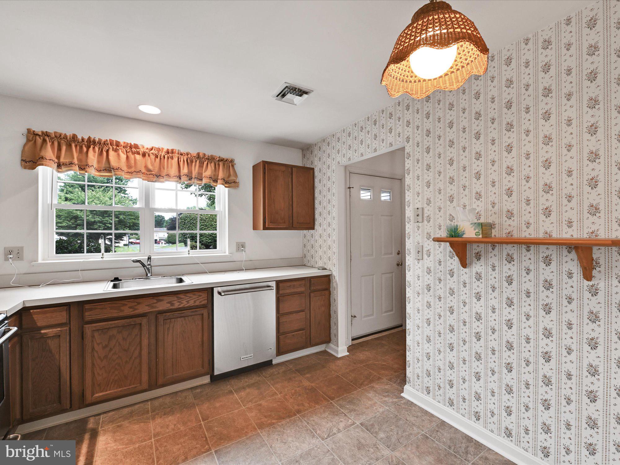 ROCKLEDGE - Residential