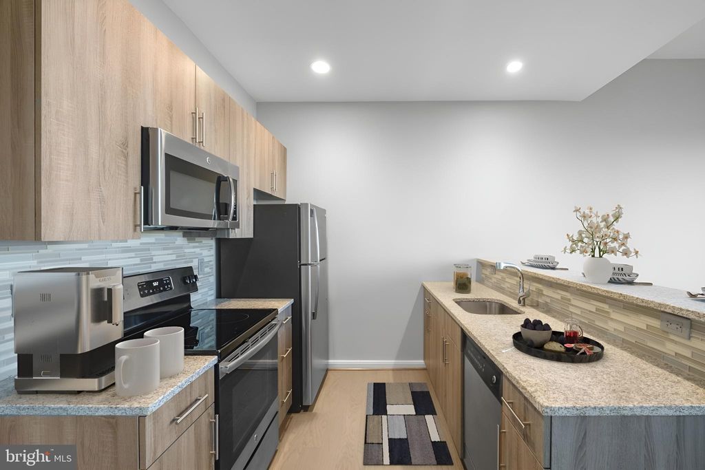 Photo of 200 N 16th Street #1102, PHILADELPHIA, PA 19102 (MLS # PAPH2560184)