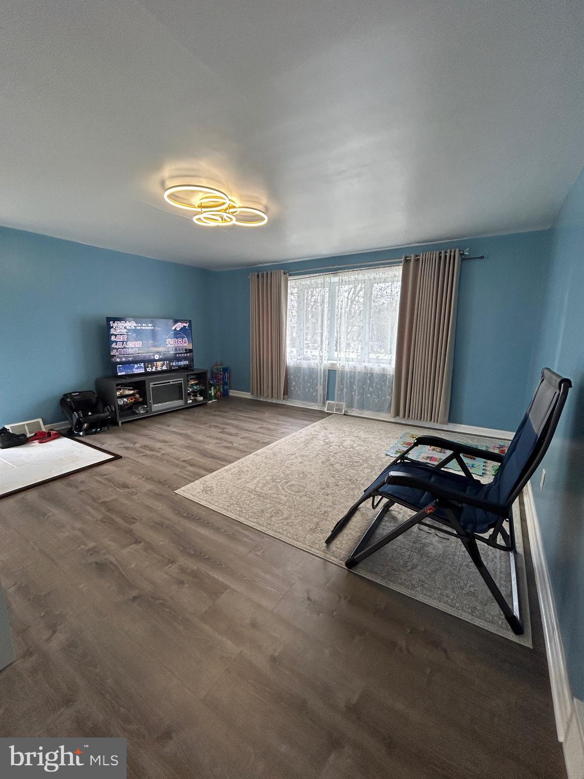 PINE VALLEY - Residential