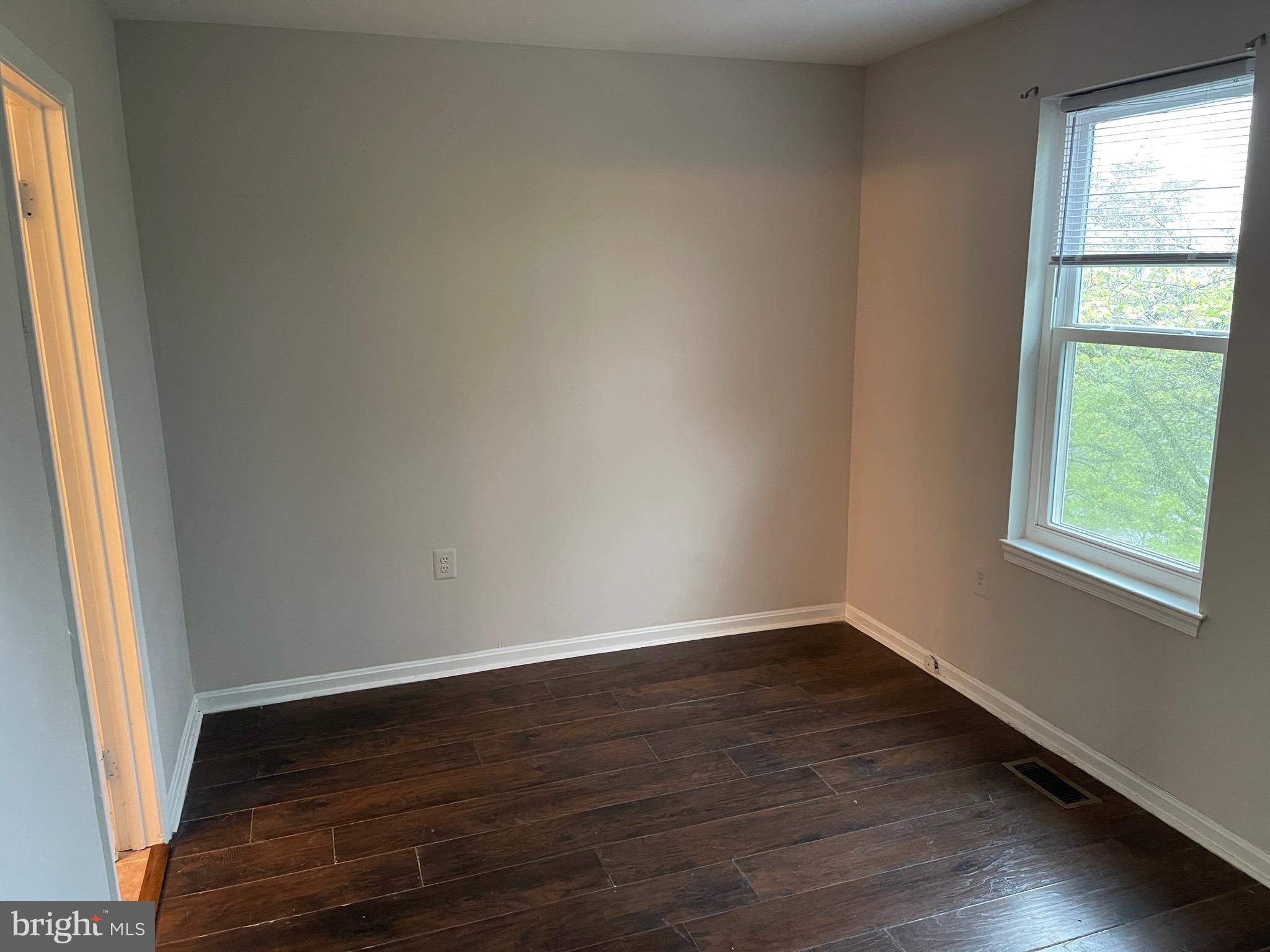 AVONSHIRE - Residential Lease