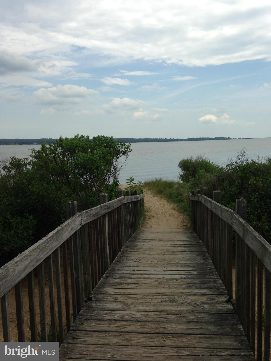 GOLDEN BEACH - Residential Lease