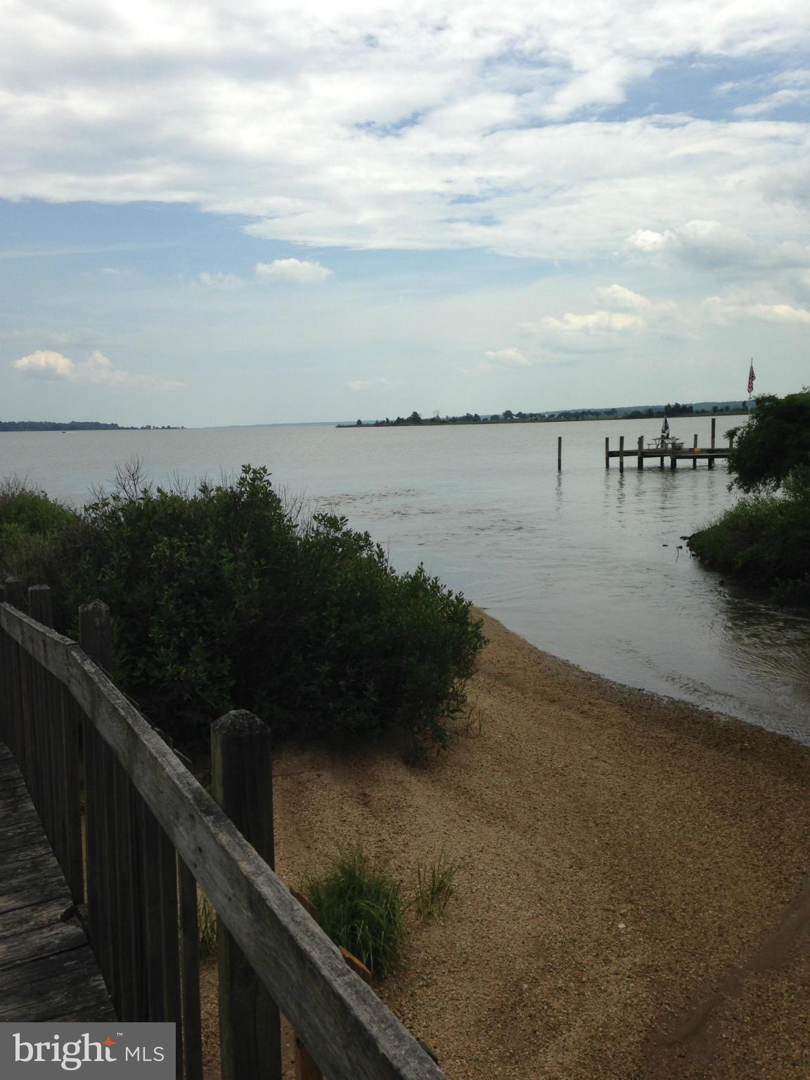 GOLDEN BEACH - Residential Lease