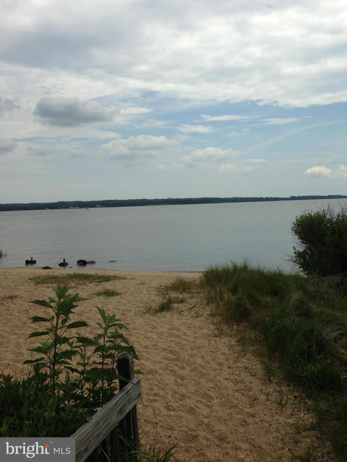 GOLDEN BEACH - Residential Lease