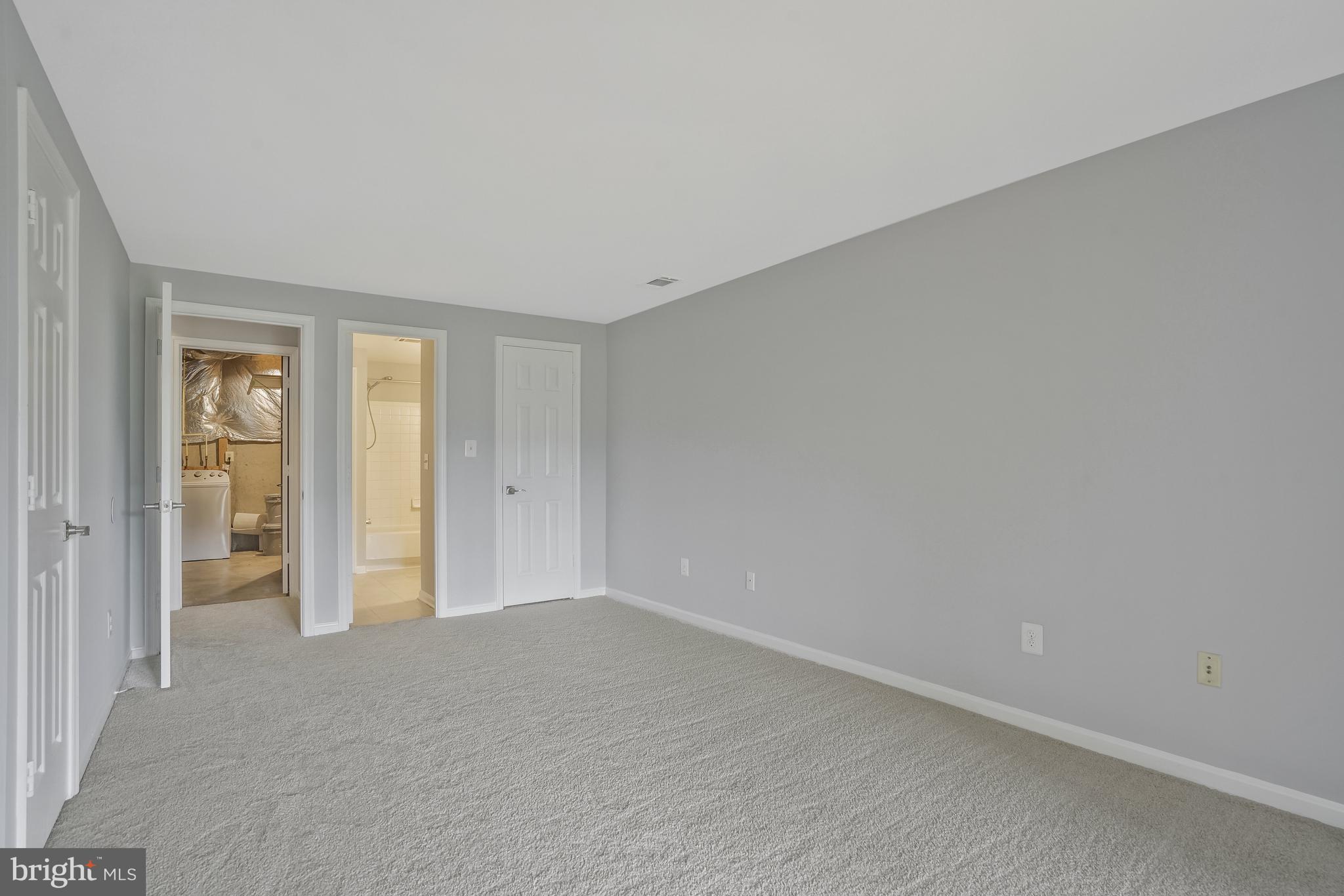 KINGSTOWNE - Residential