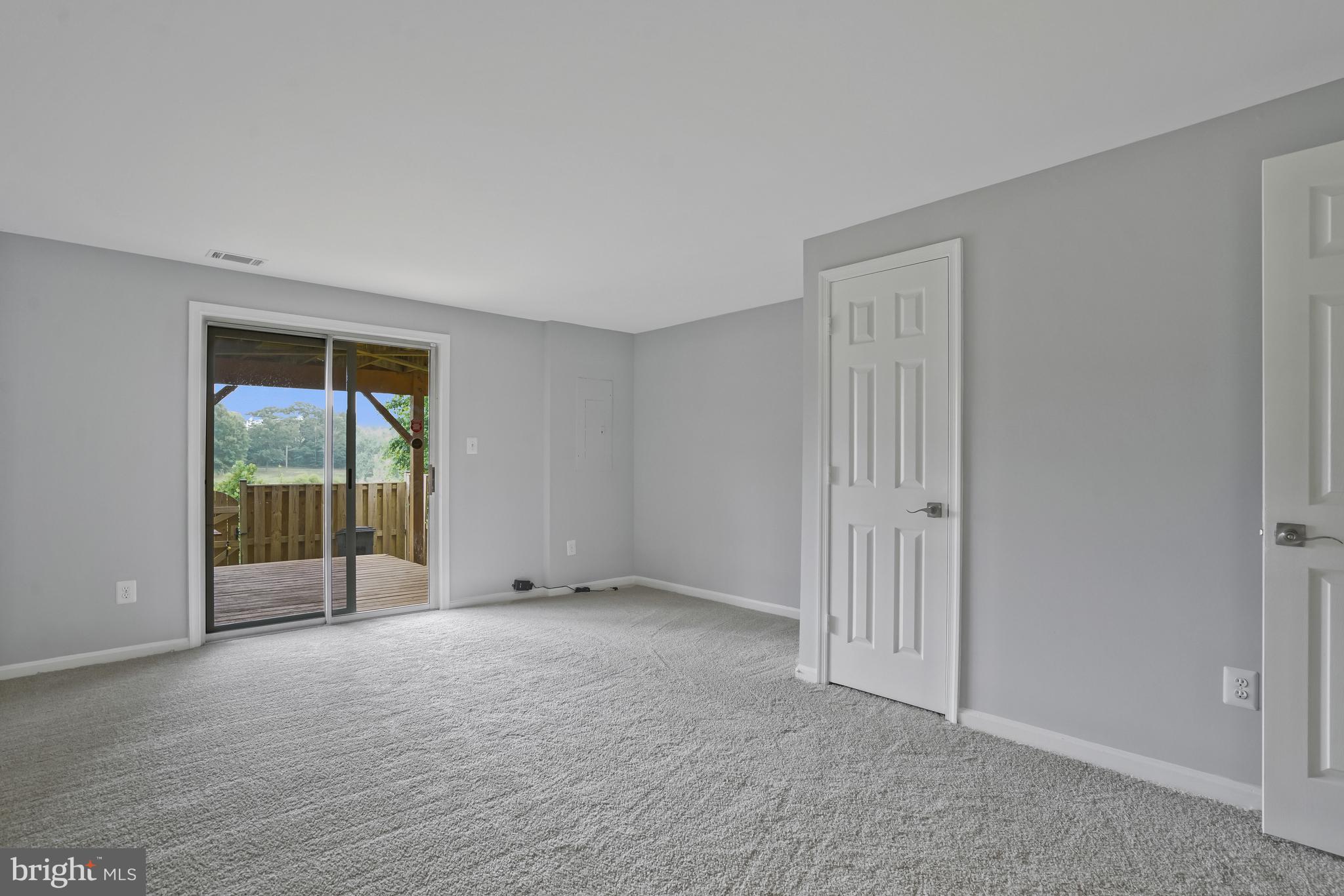 KINGSTOWNE - Residential