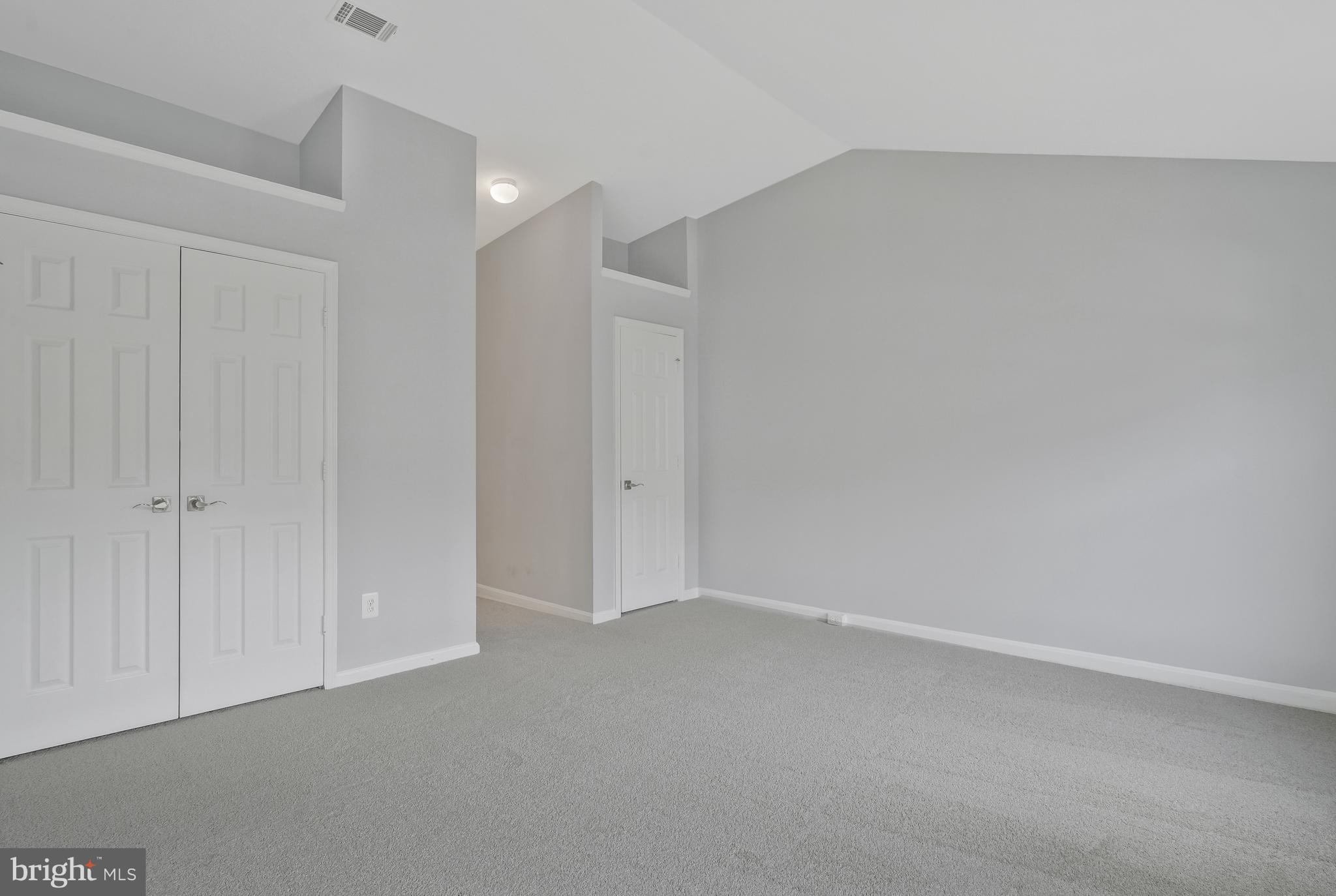 KINGSTOWNE - Residential