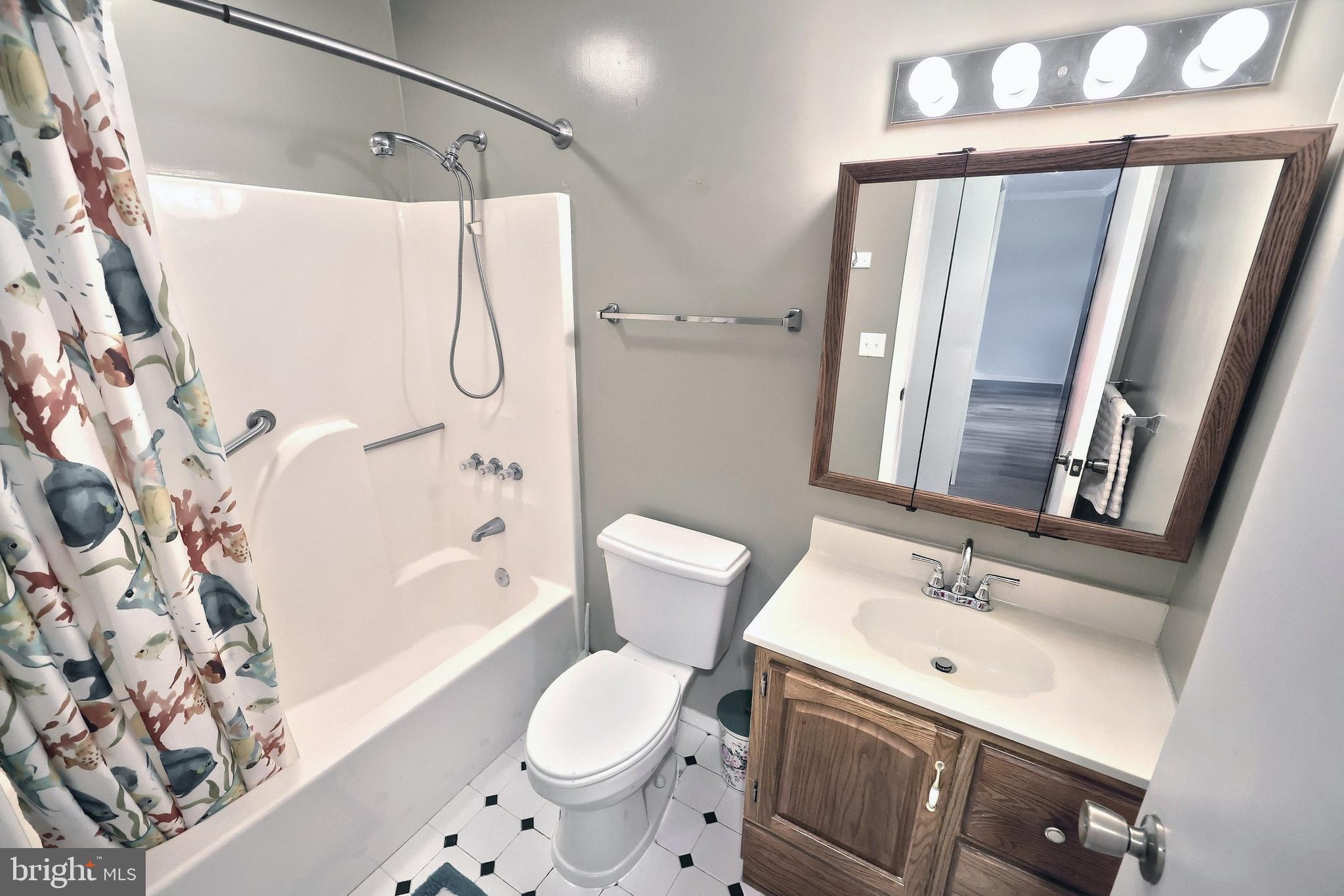 THE GREENS OF WESTMINSTER - Residential