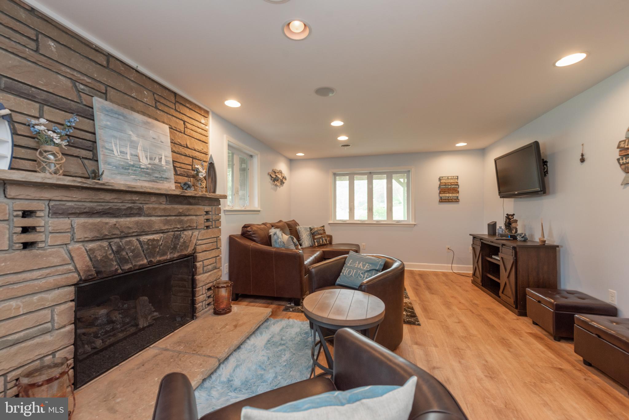 MARSH HILL ROAD - Residential